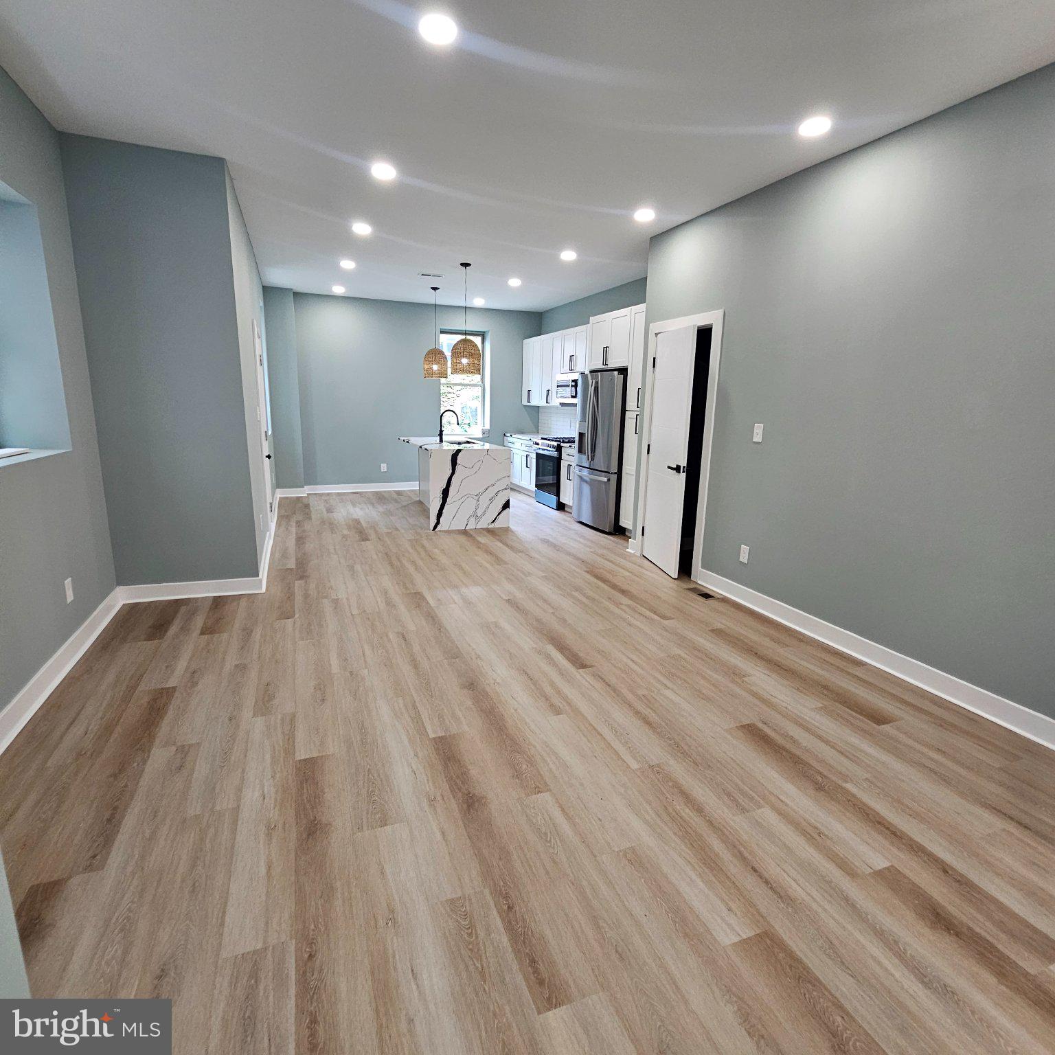 LOGAN - Residential