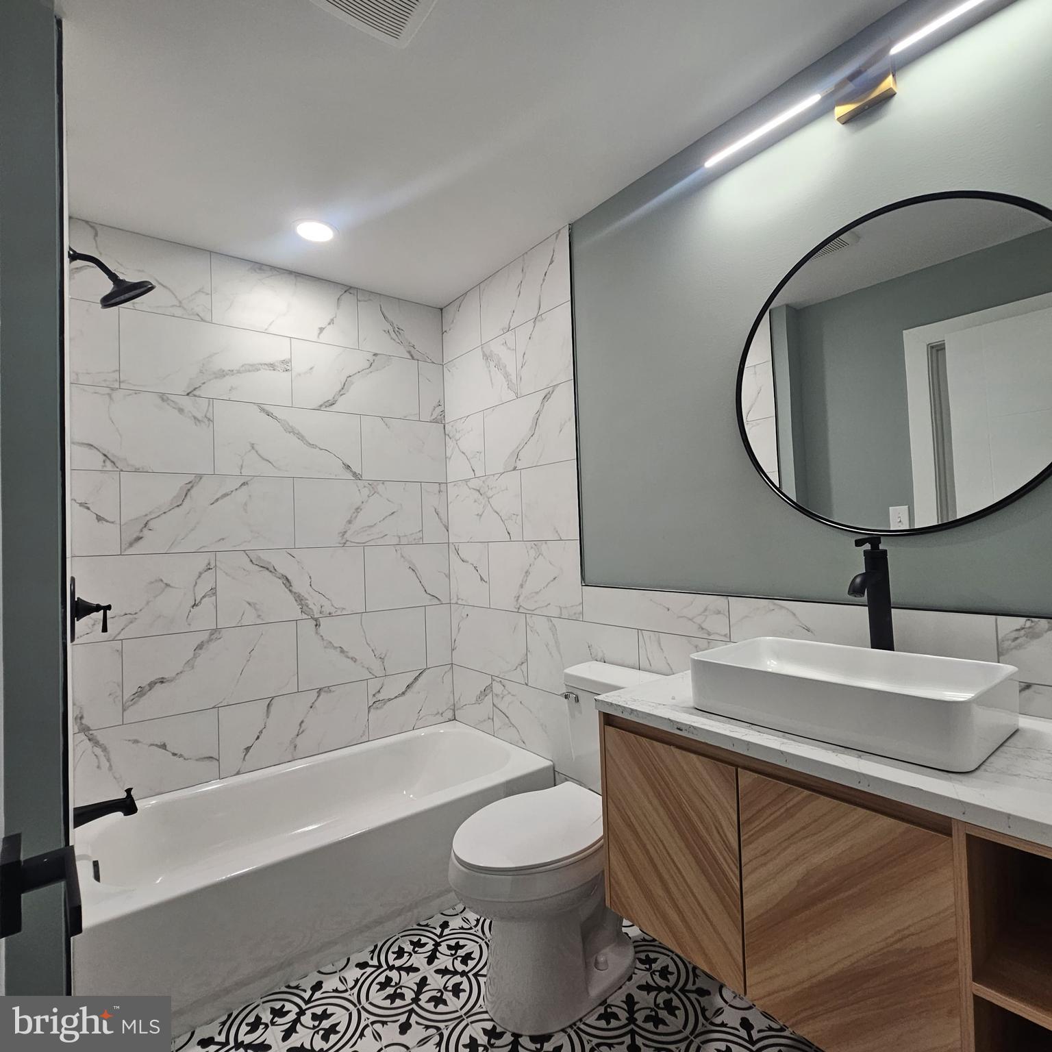 LOGAN - Residential