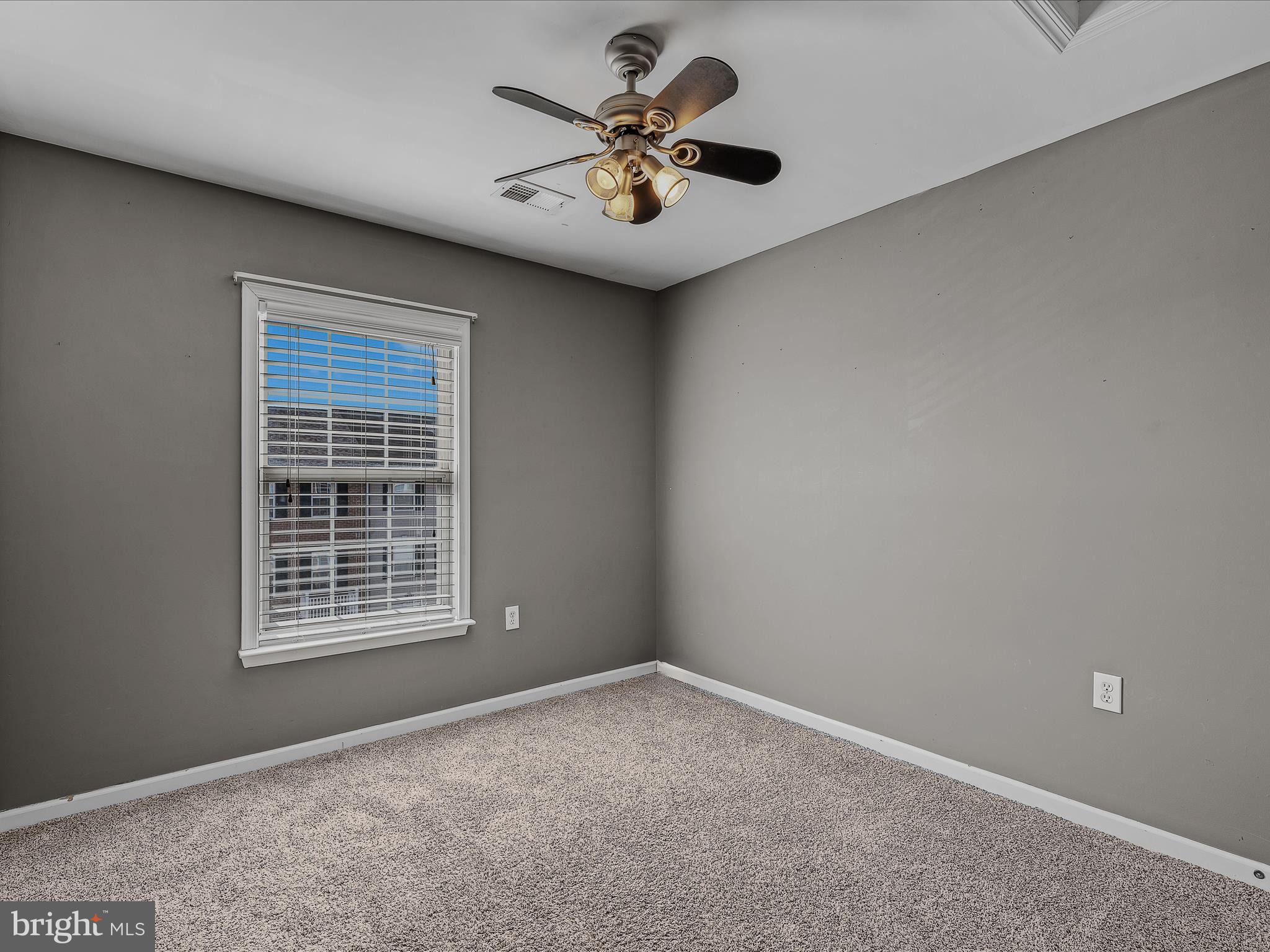 COUNTY GREEN - Residential
