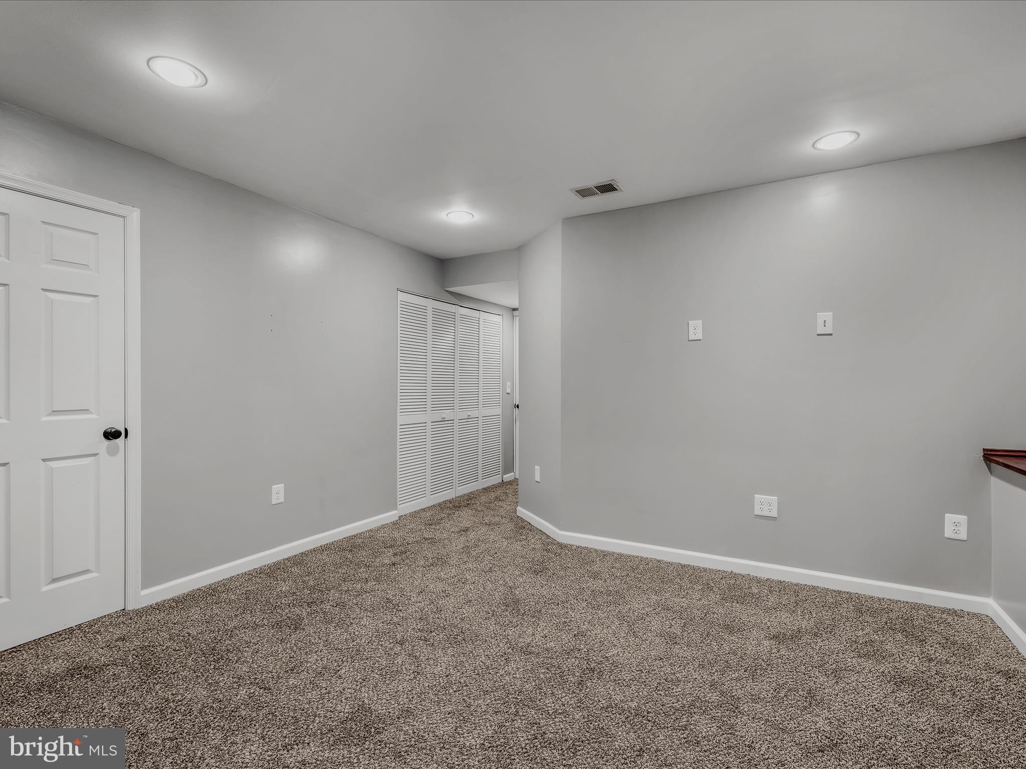COUNTY GREEN - Residential