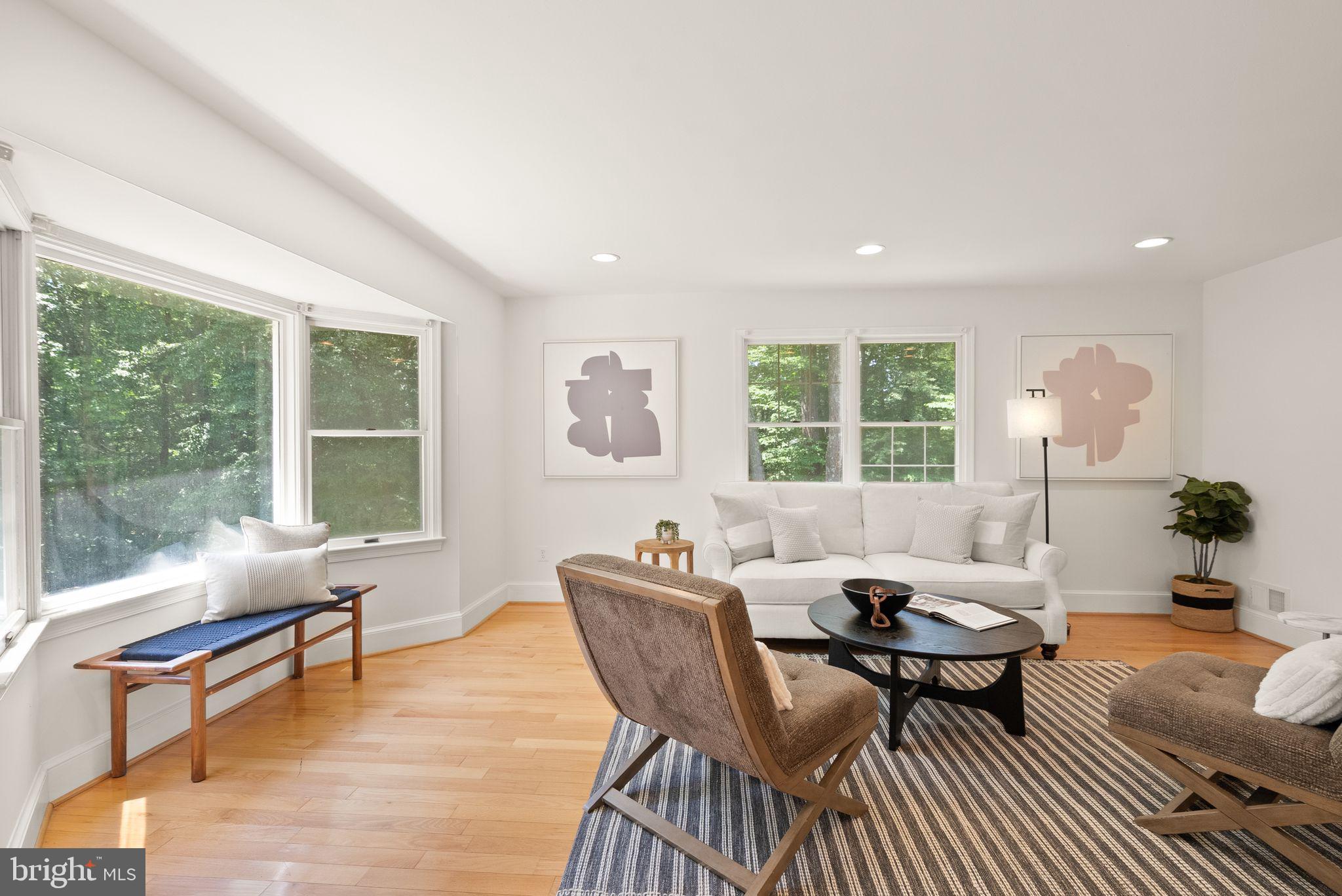 TALLY HO - Residential