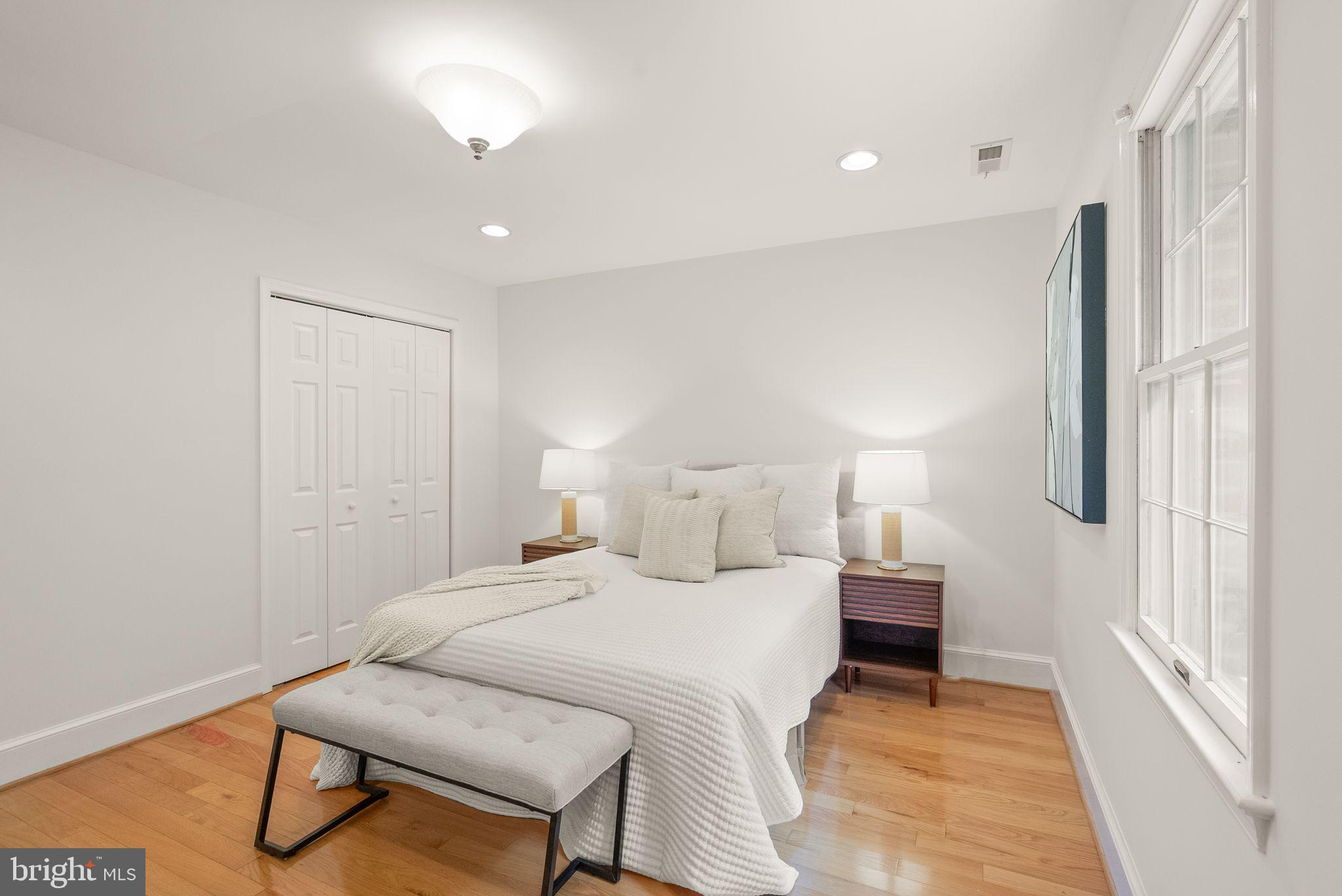 TALLY HO - Residential