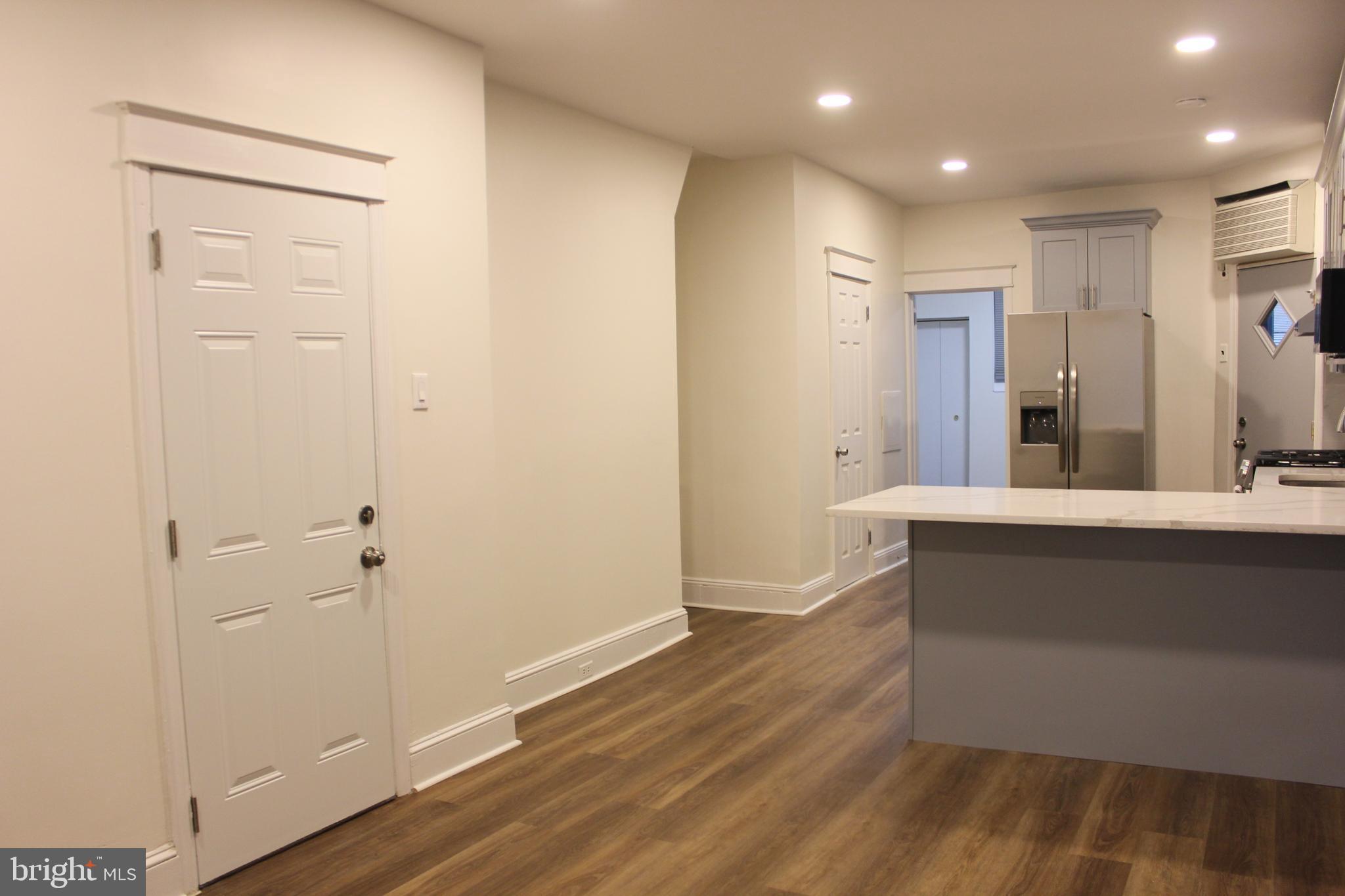 LOWER MOYAMENSING - Residential Lease