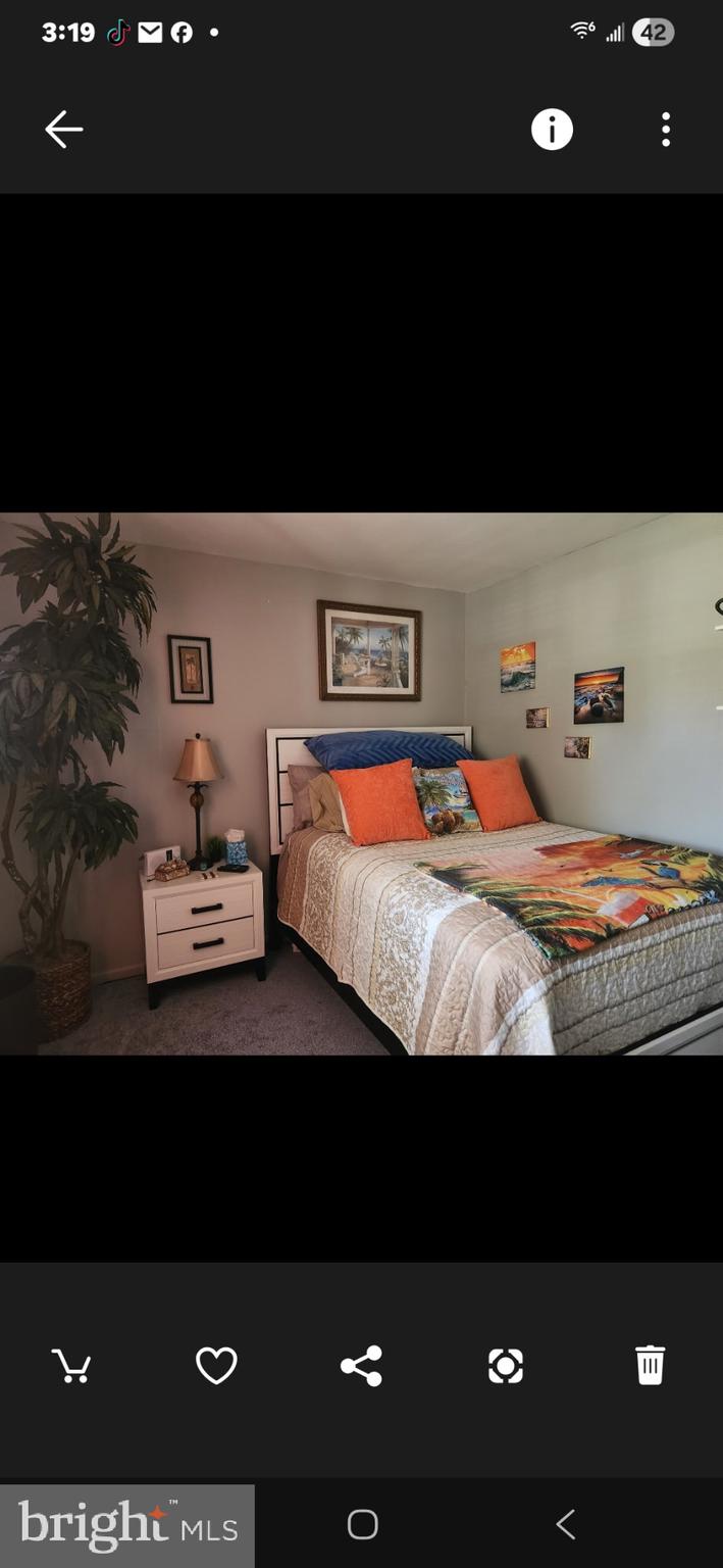 SUSSEX SQUARE CONDO - Residential