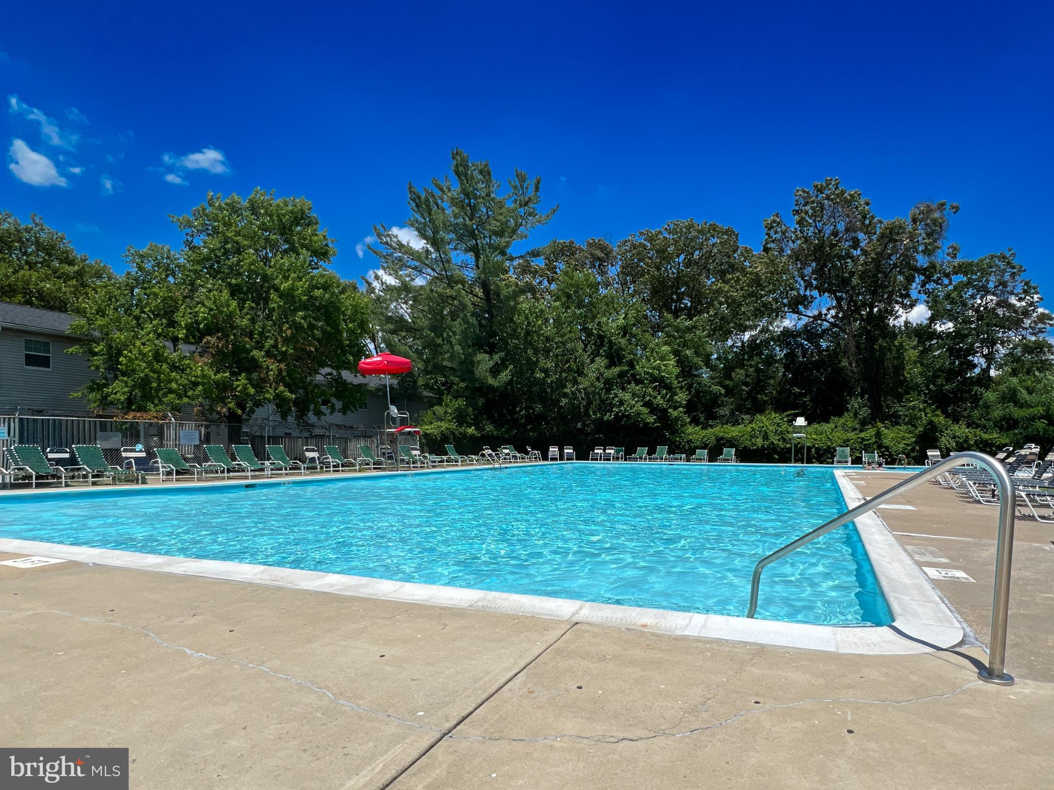 SUSSEX SQUARE CONDO - Residential