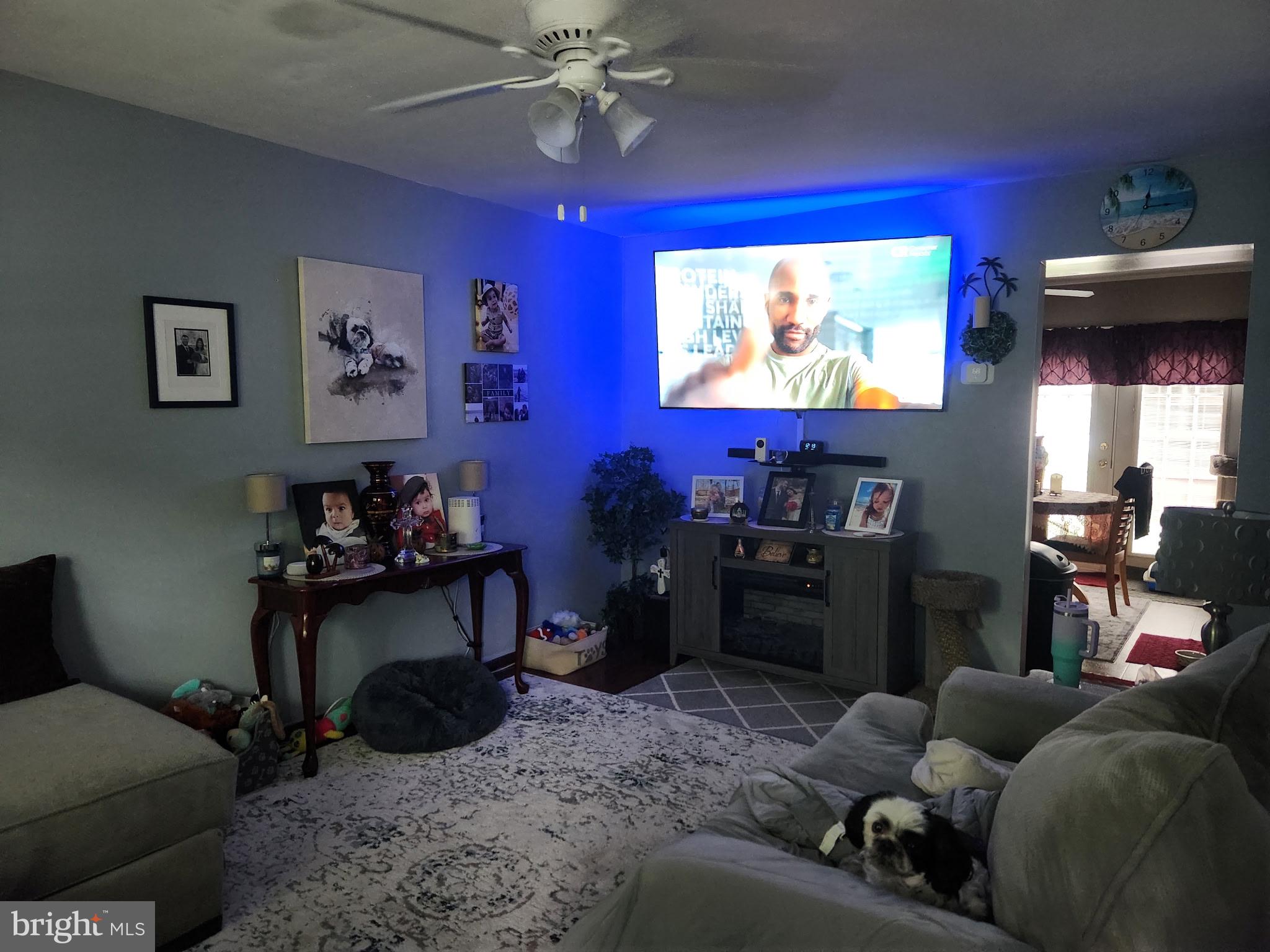 SUSSEX SQUARE CONDO - Residential