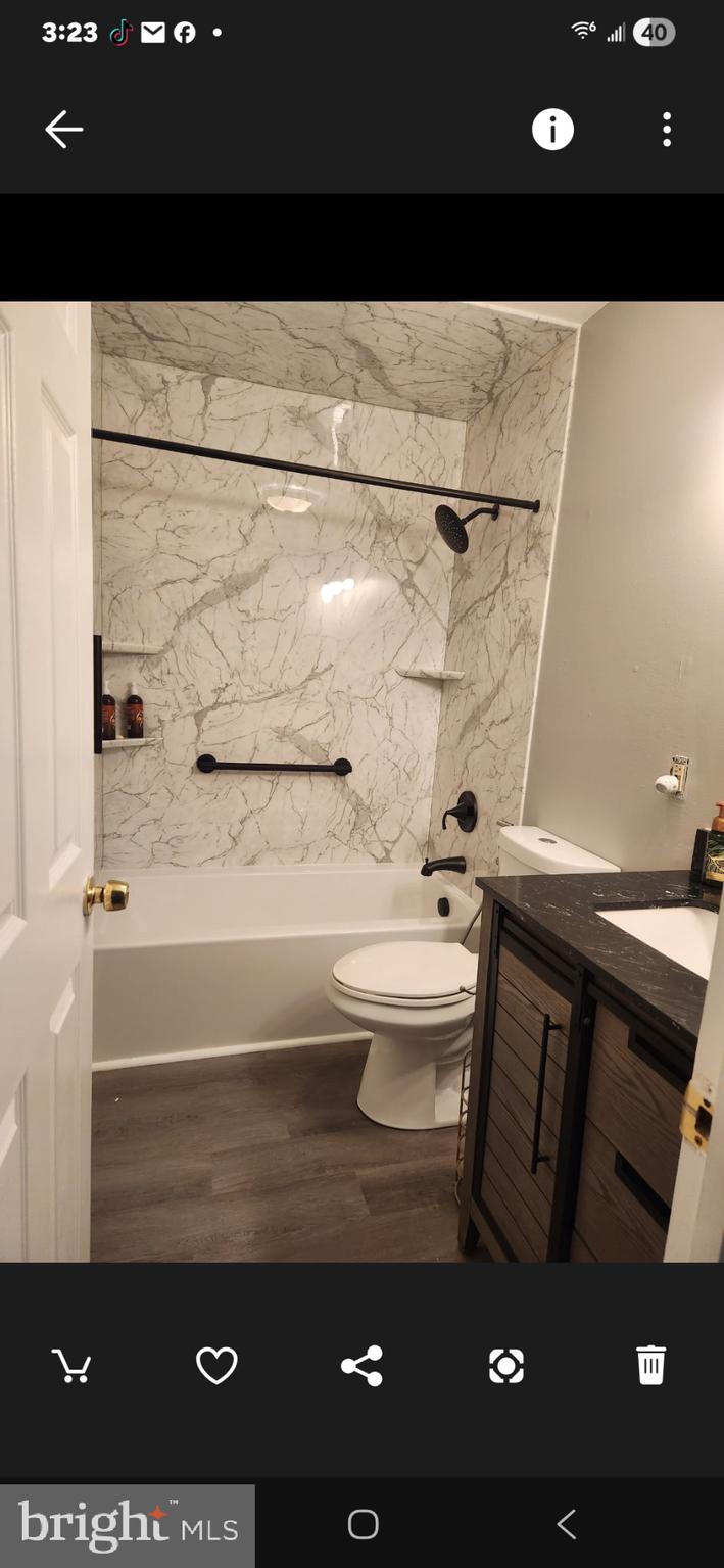SUSSEX SQUARE CONDO - Residential