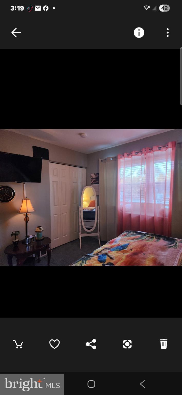 SUSSEX SQUARE CONDO - Residential