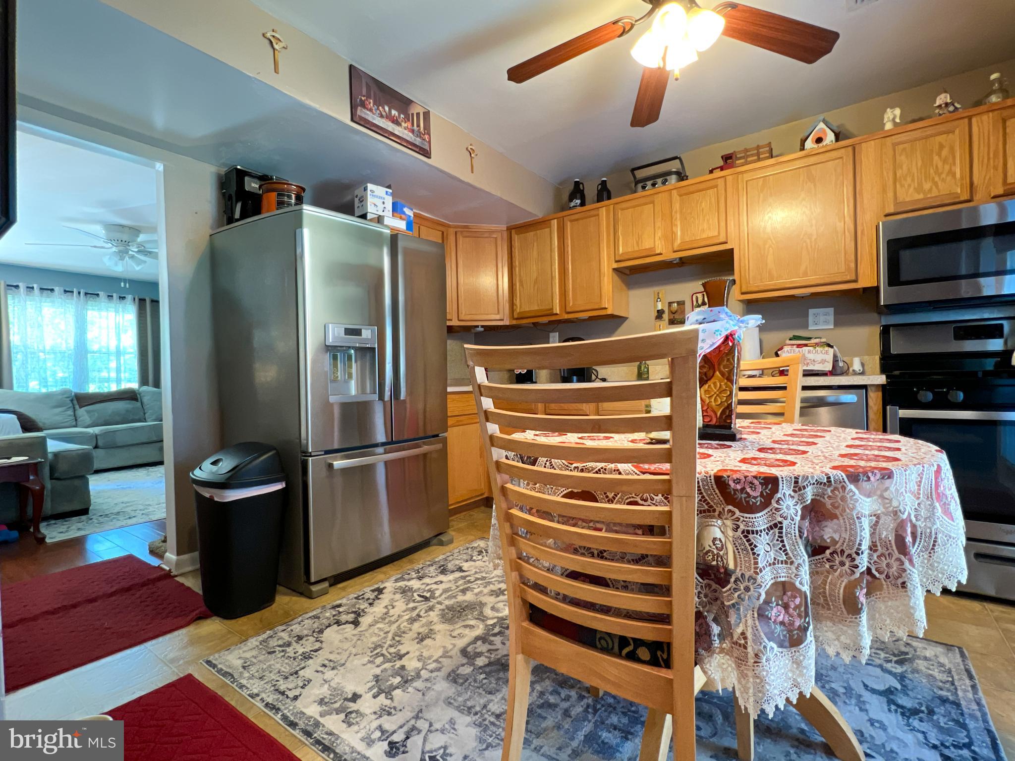 SUSSEX SQUARE CONDO - Residential