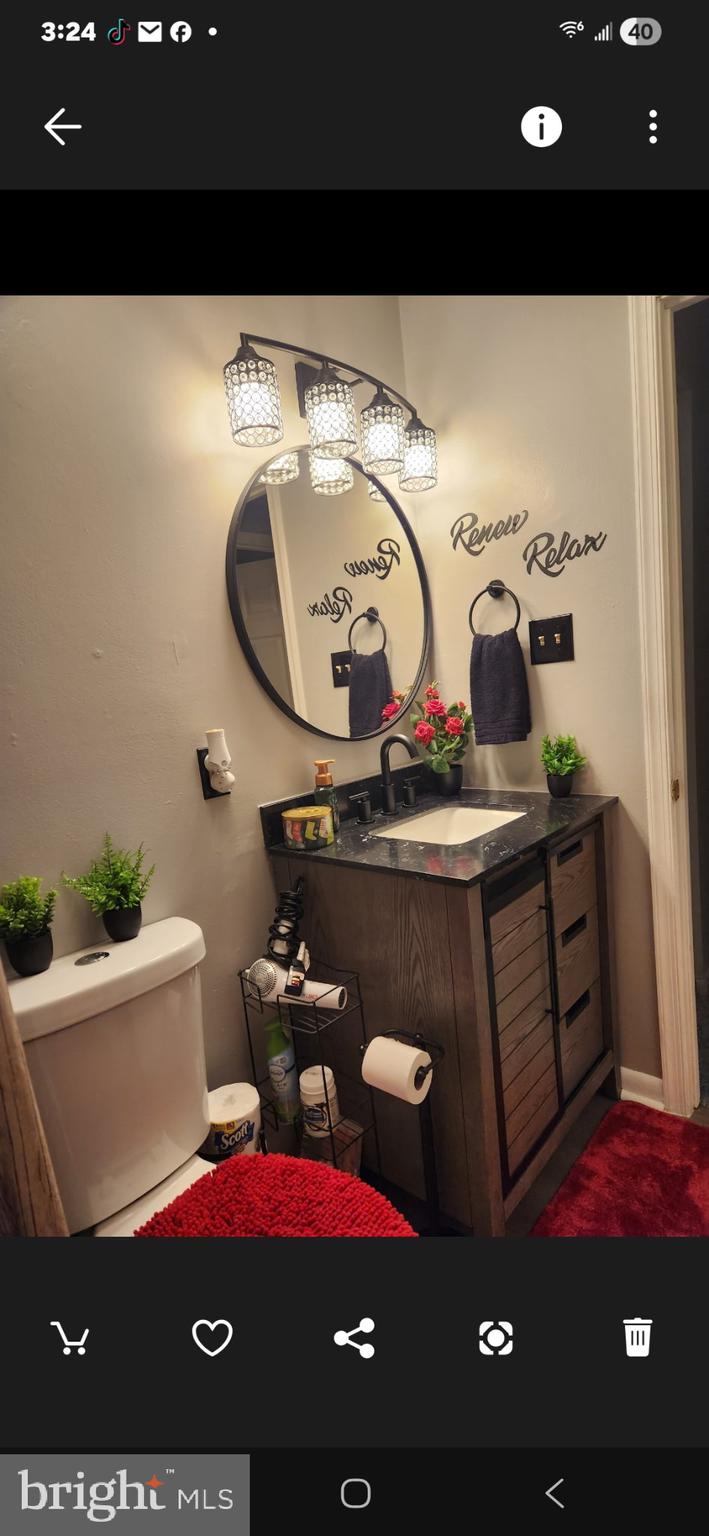 SUSSEX SQUARE CONDO - Residential