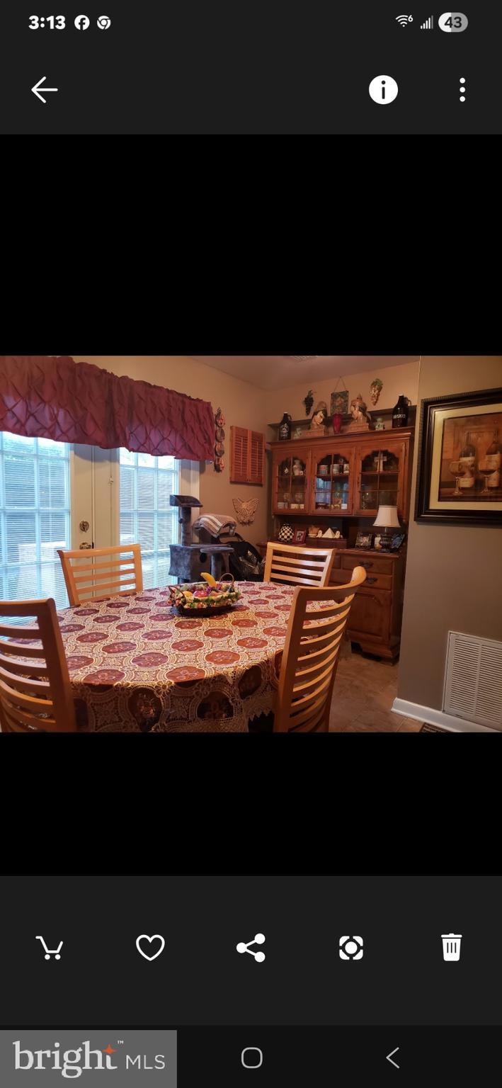 SUSSEX SQUARE CONDO - Residential