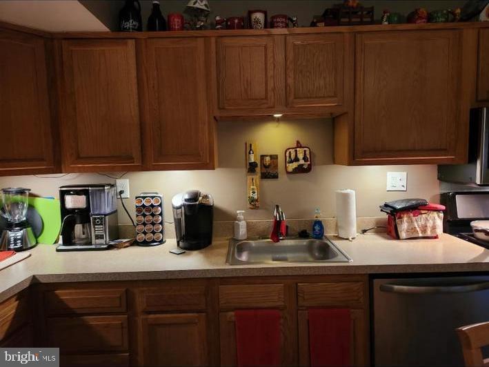 SUSSEX SQUARE CONDO - Residential