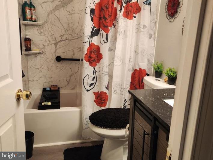 SUSSEX SQUARE CONDO - Residential
