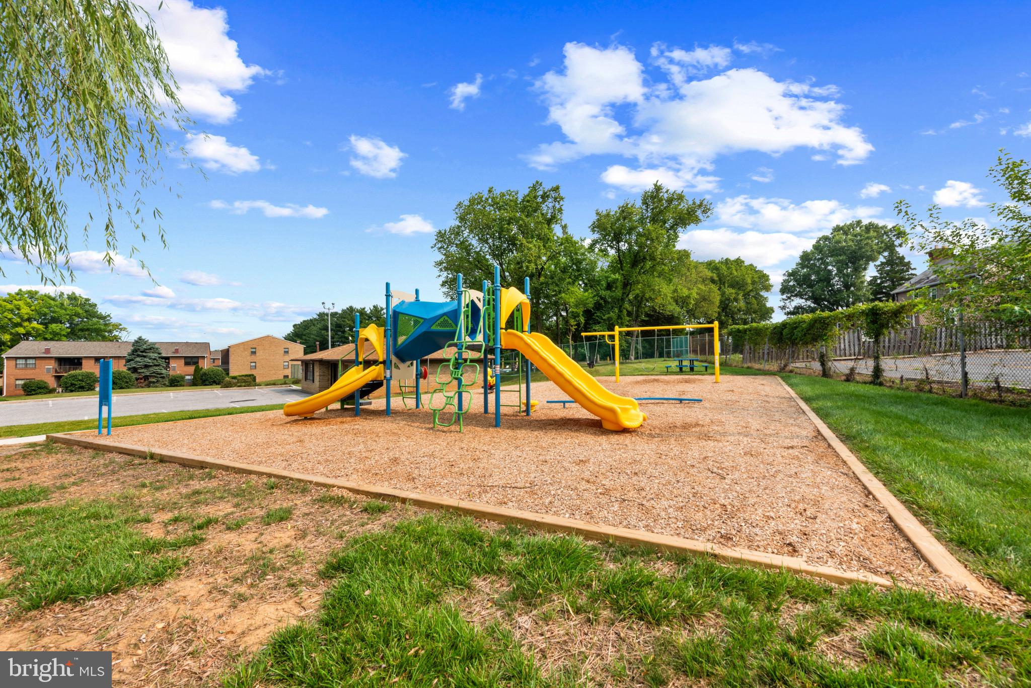 DULANEY VALLEY GARDENS - Residential