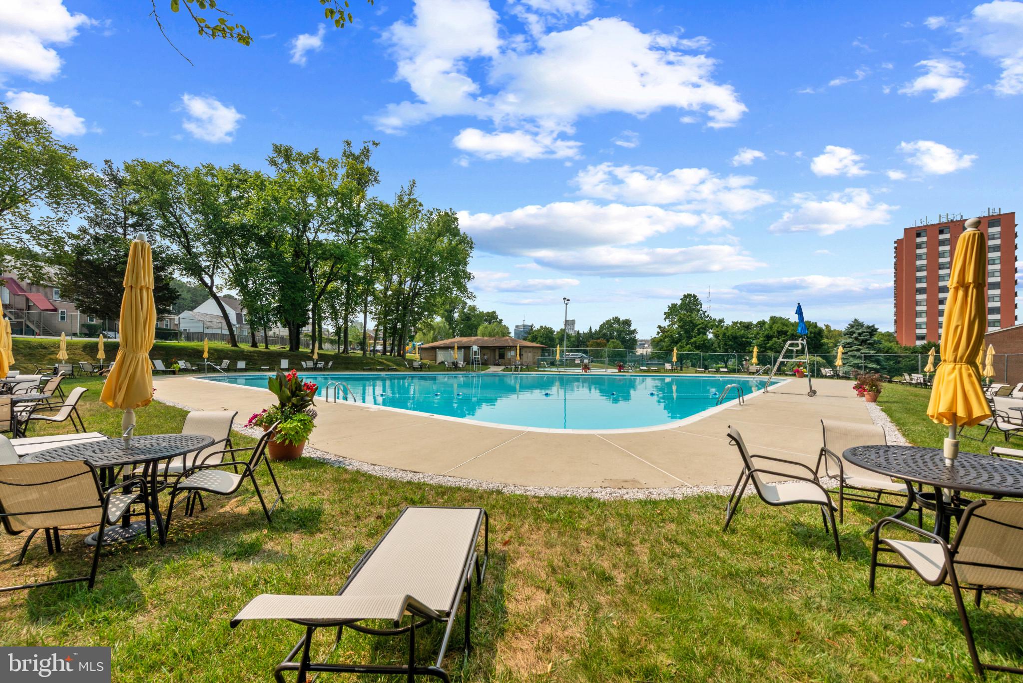 DULANEY VALLEY GARDENS - Residential