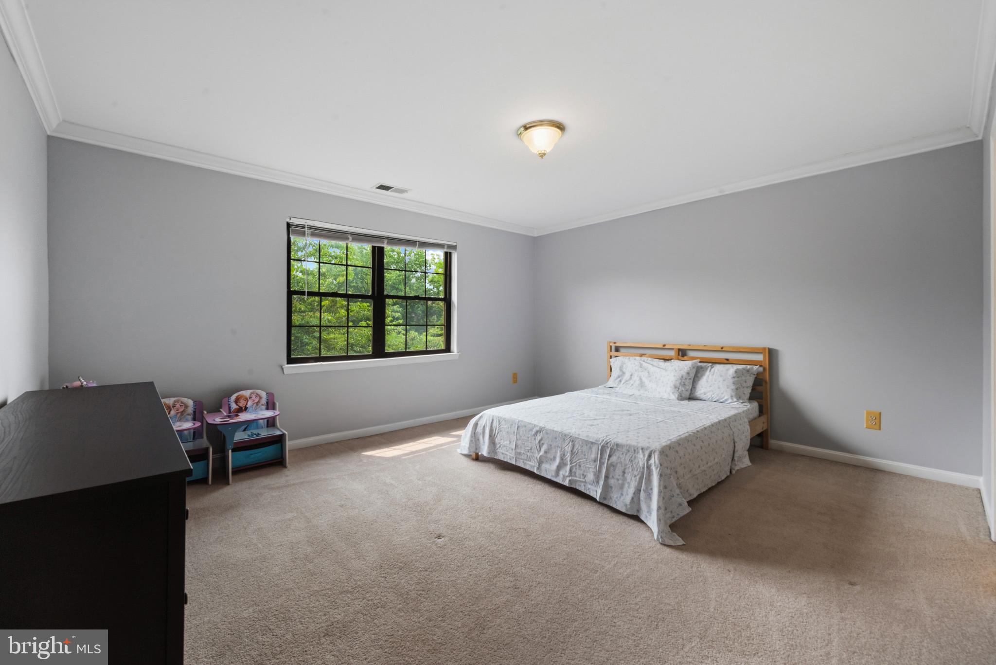 DULANEY VALLEY GARDENS - Residential