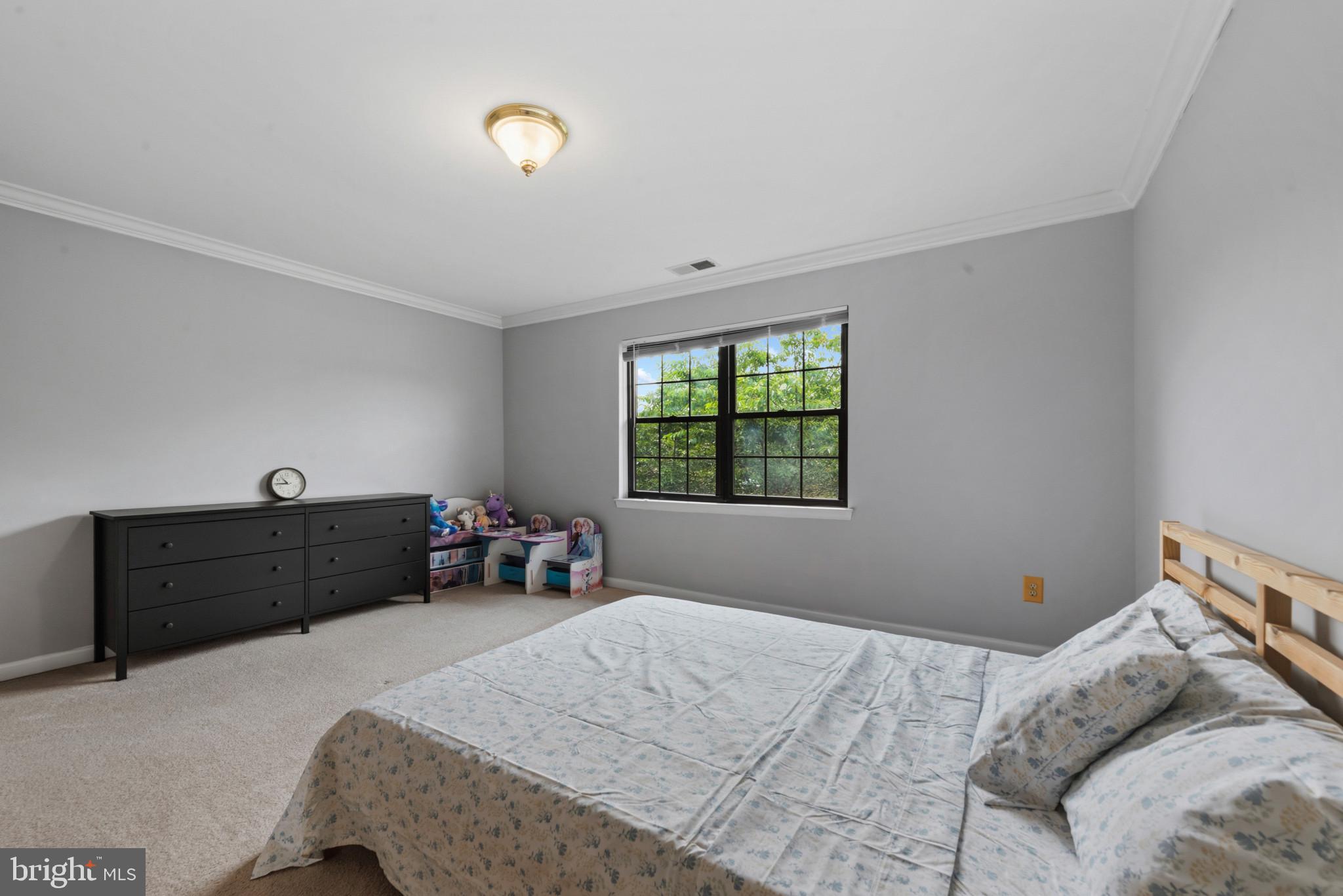 DULANEY VALLEY GARDENS - Residential