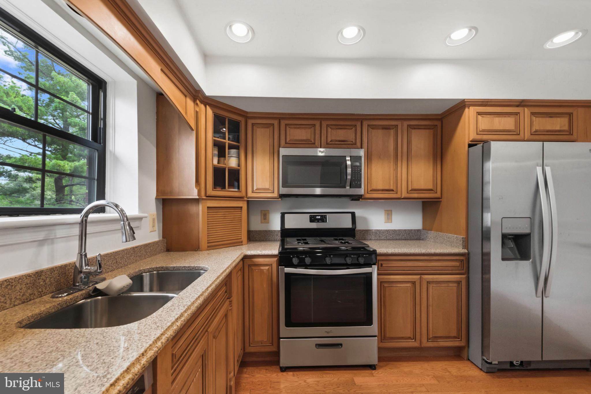 DULANEY VALLEY GARDENS - Residential