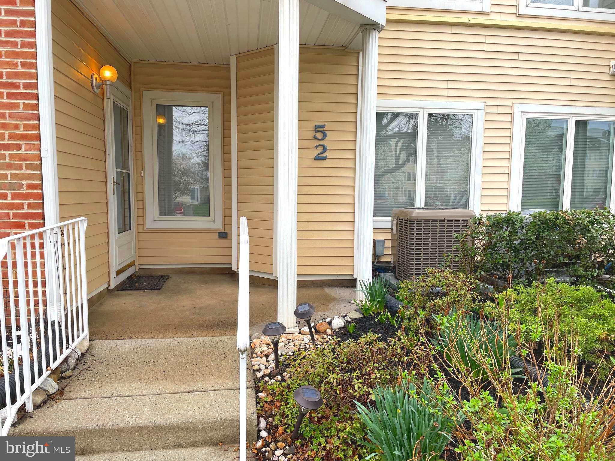 CRESTWOOD CONDO - Residential