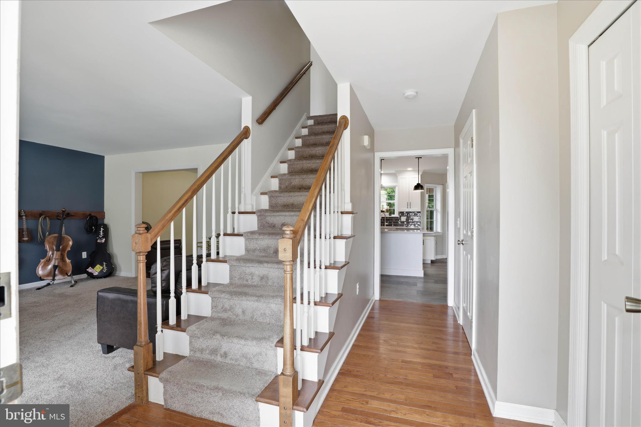 SUNSET GARDENS - Residential