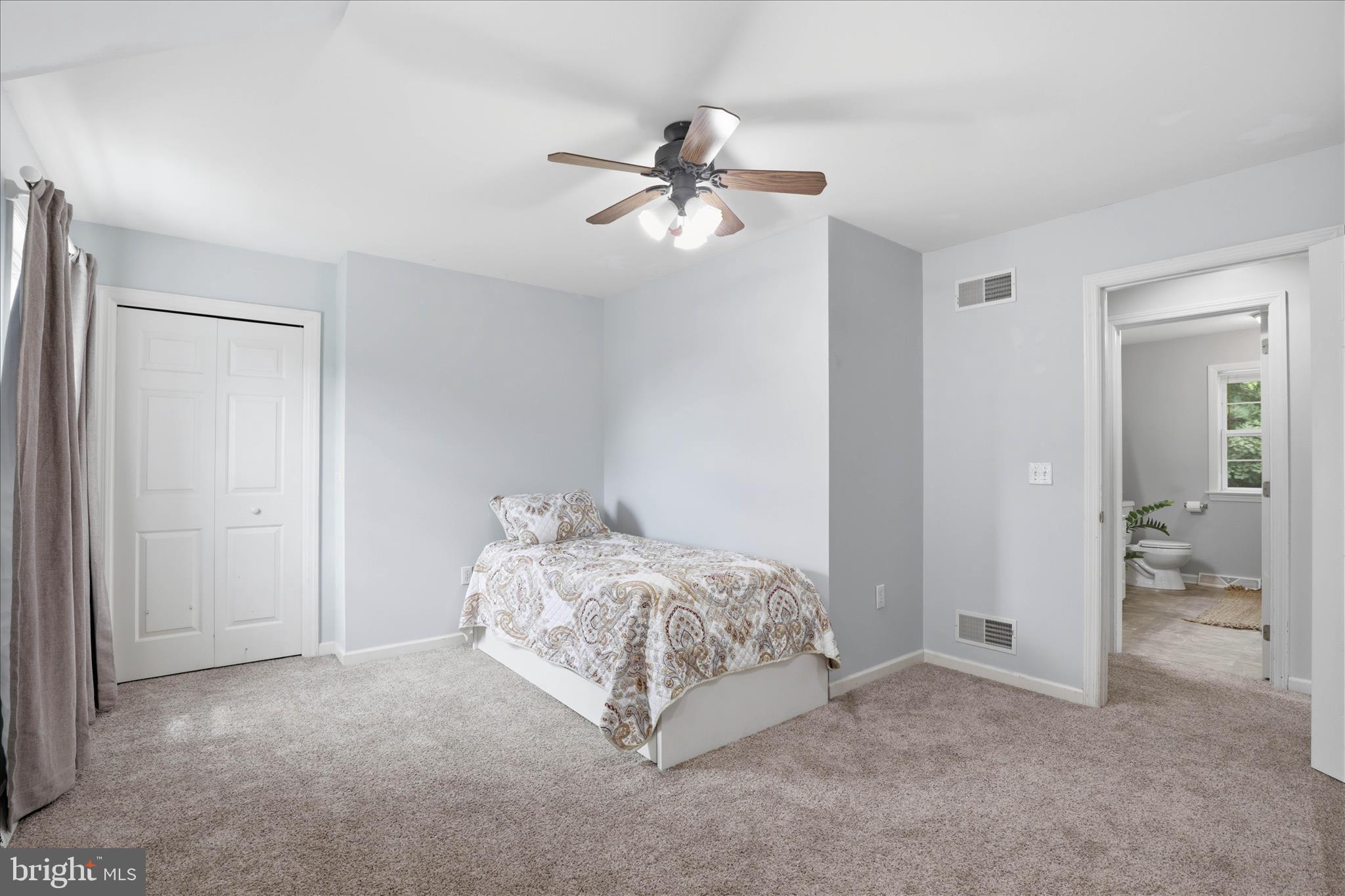 SUNSET GARDENS - Residential