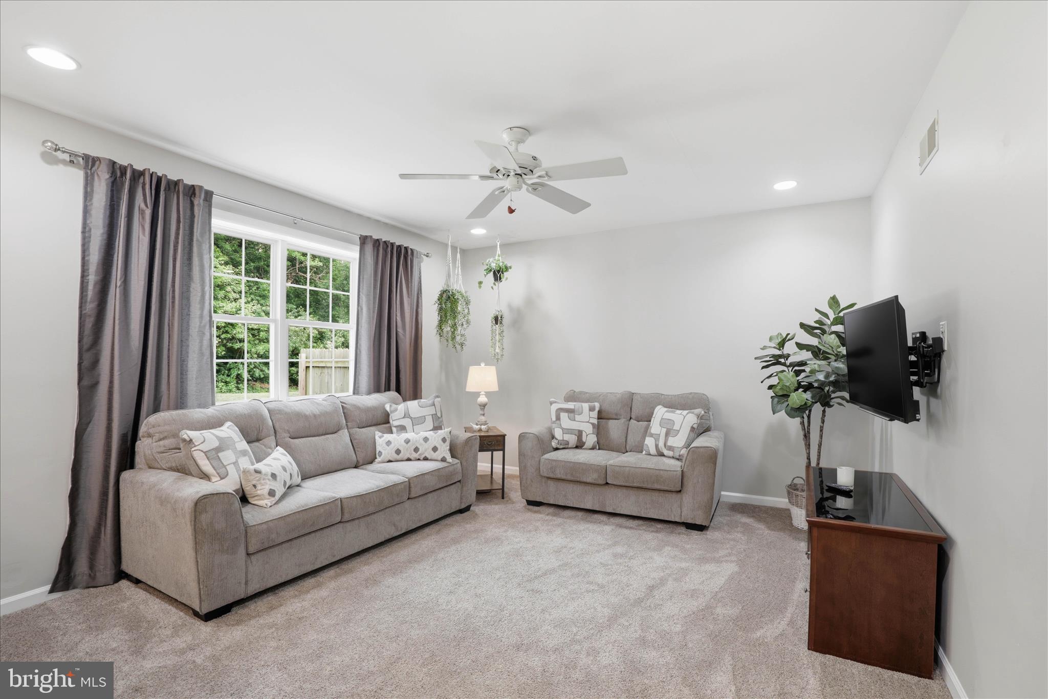 SUNSET GARDENS - Residential