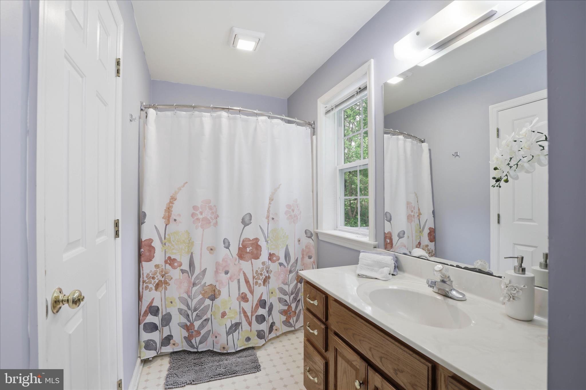 SUNSET GARDENS - Residential