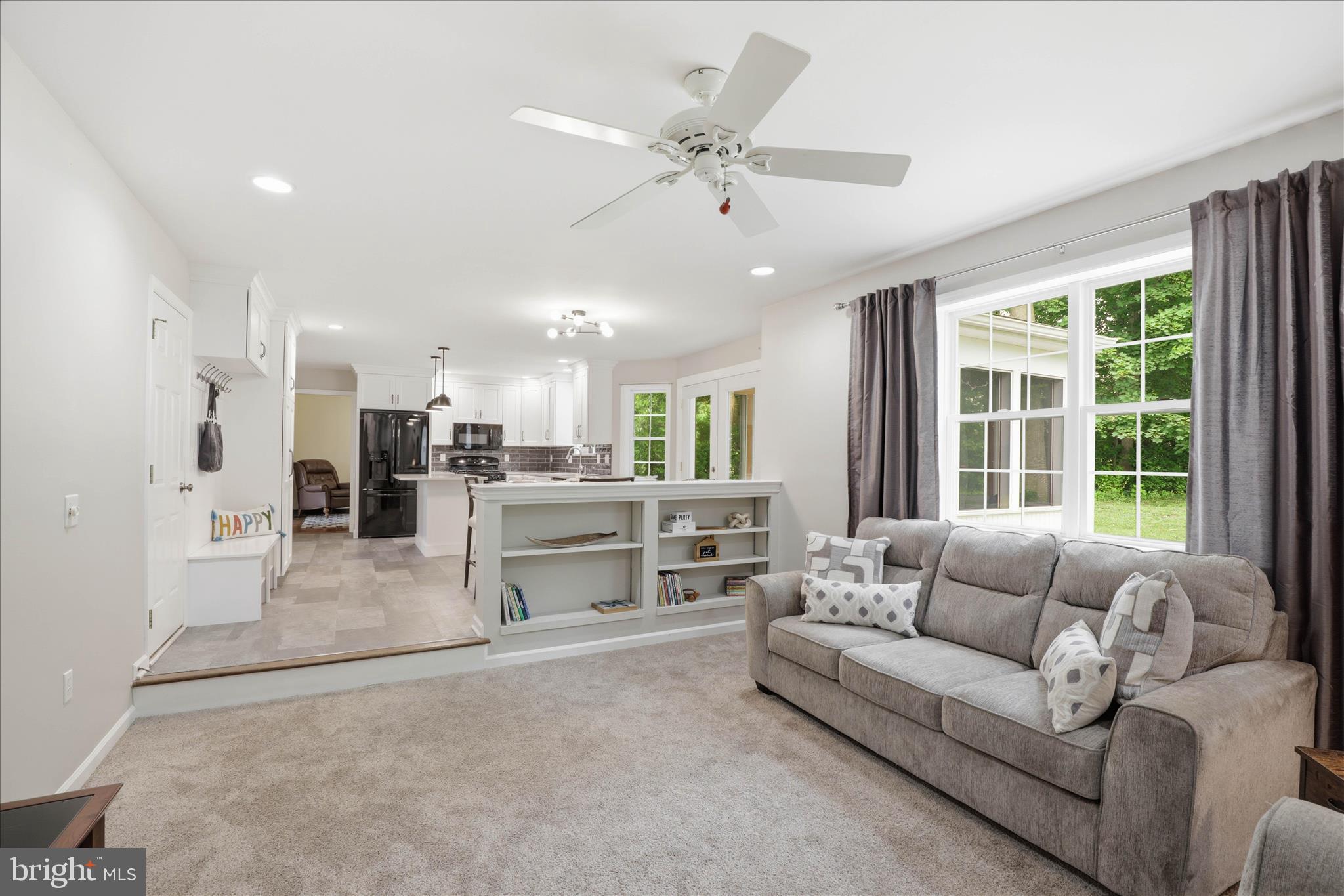 SUNSET GARDENS - Residential