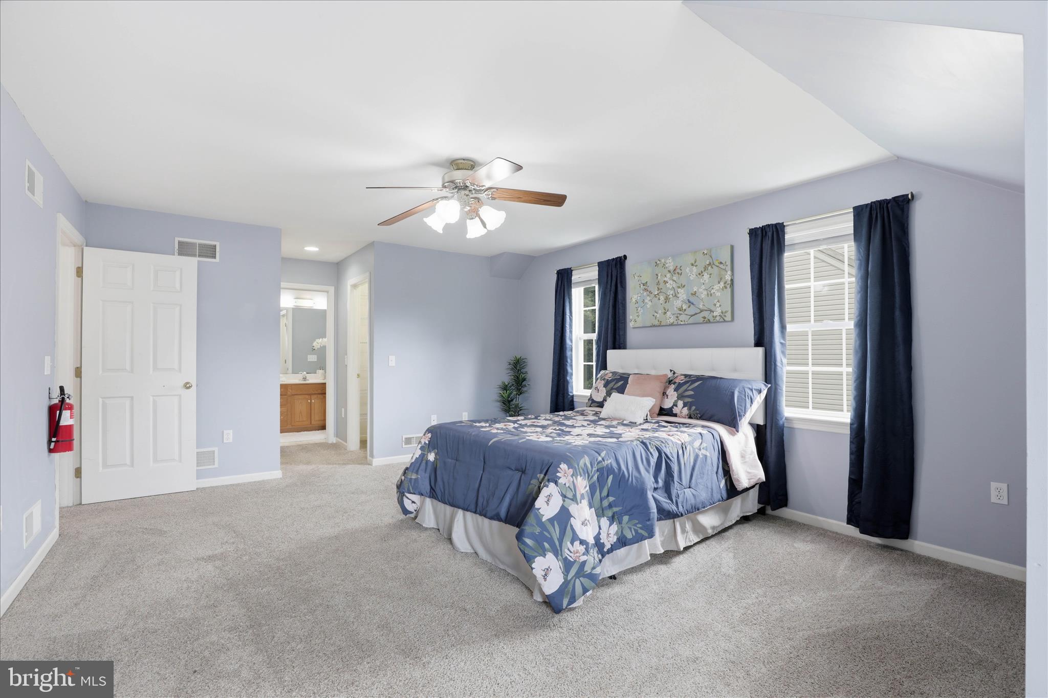SUNSET GARDENS - Residential