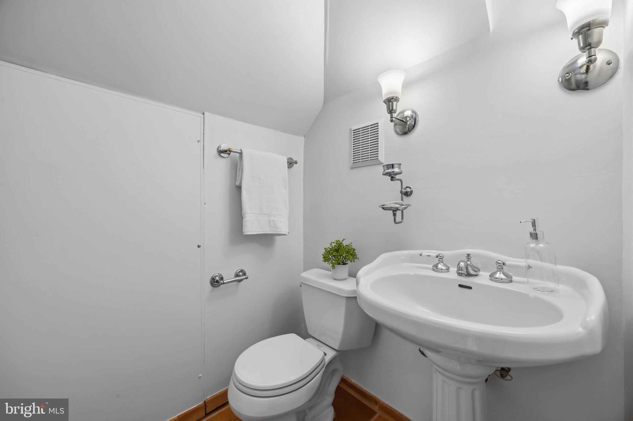 STONELEIGH - Residential