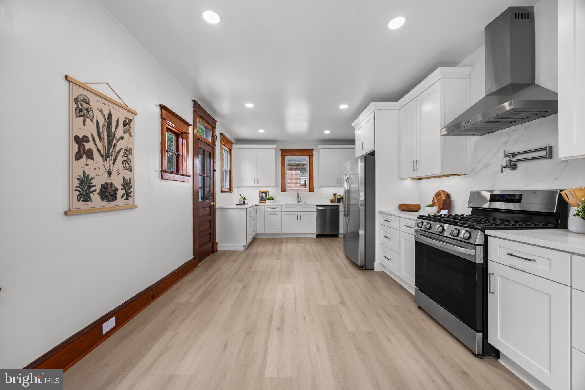 STONELEIGH - Residential