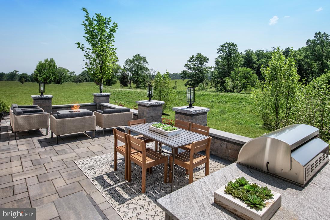 REGENCY AT WATERSIDE - Residential