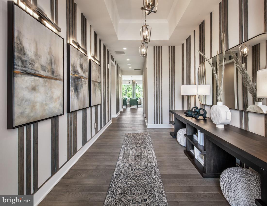 REGENCY AT WATERSIDE - Residential