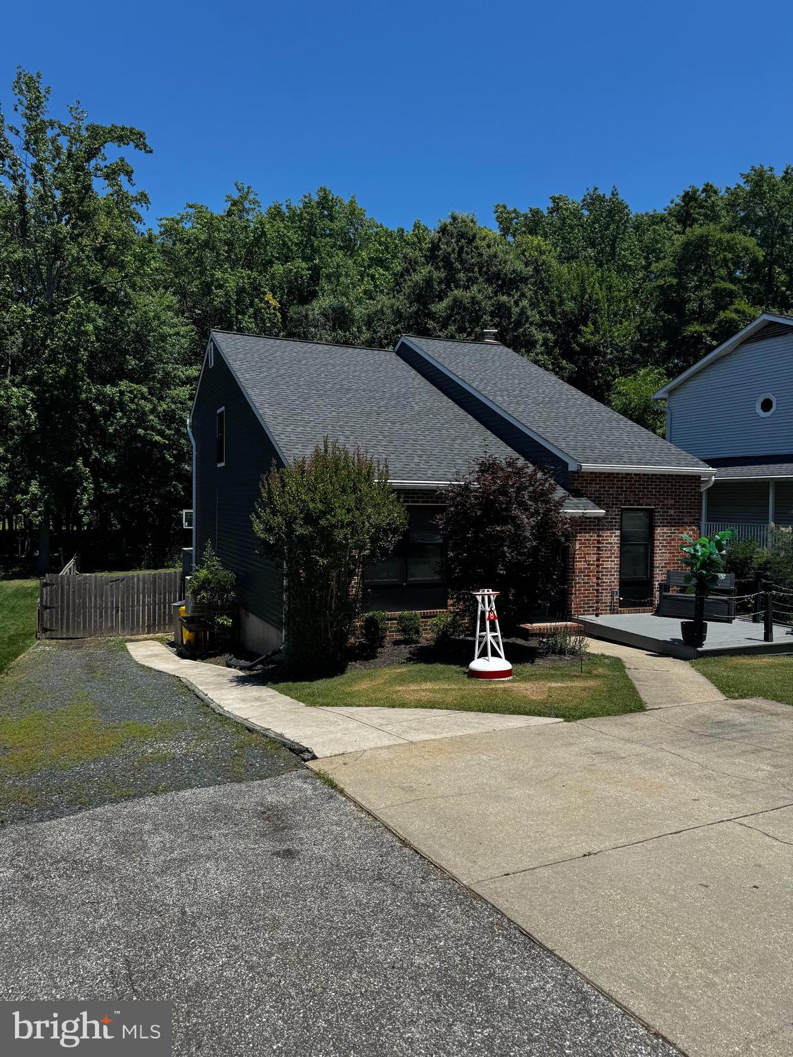 BAY HIGHLANDS - Residential