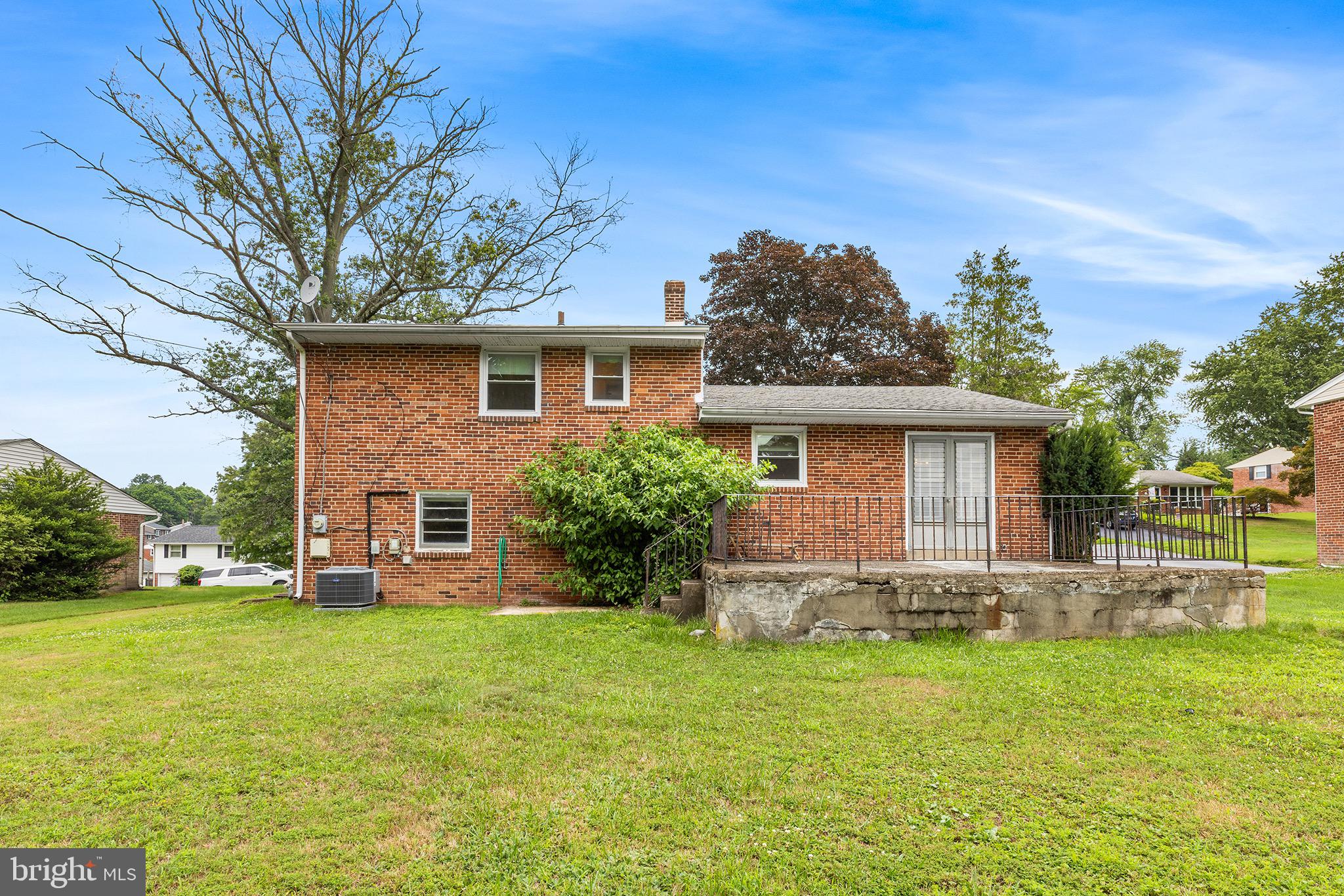 ROSE TREE WOODS - Residential