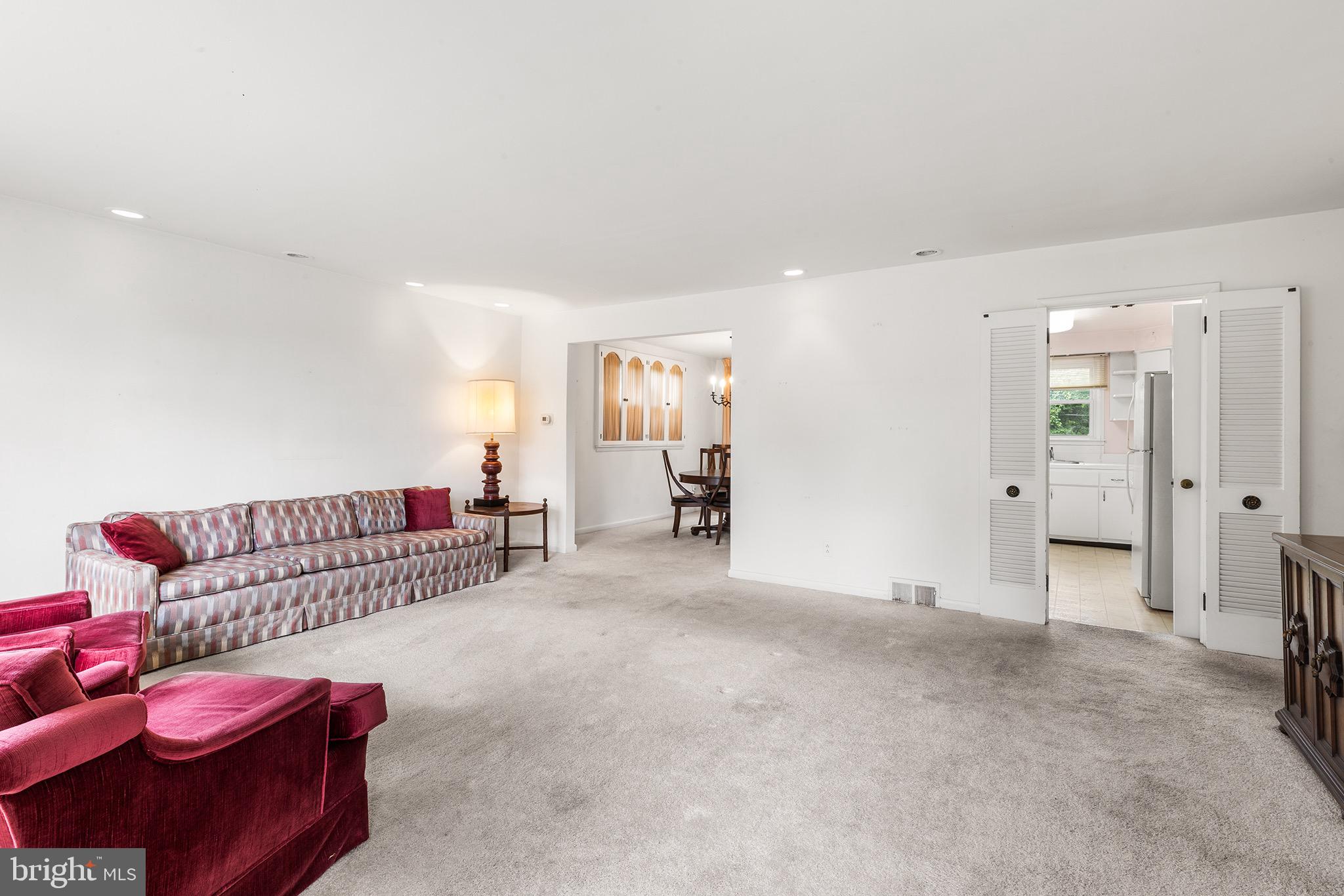 ROSE TREE WOODS - Residential