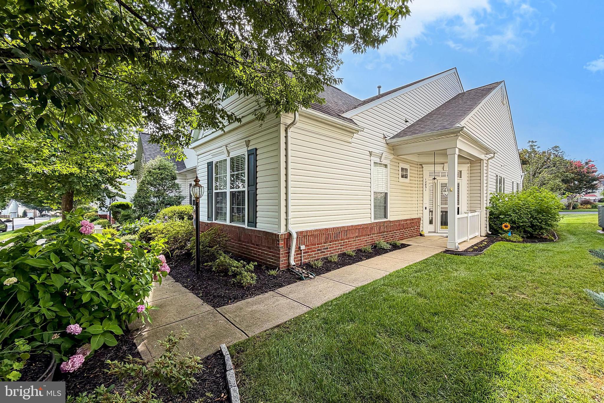 DUNBARTON - Residential