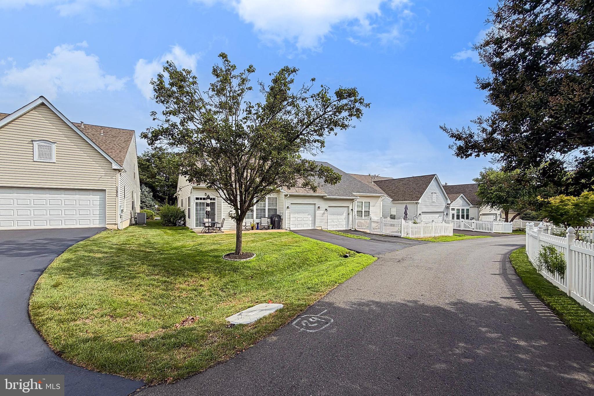 DUNBARTON - Residential