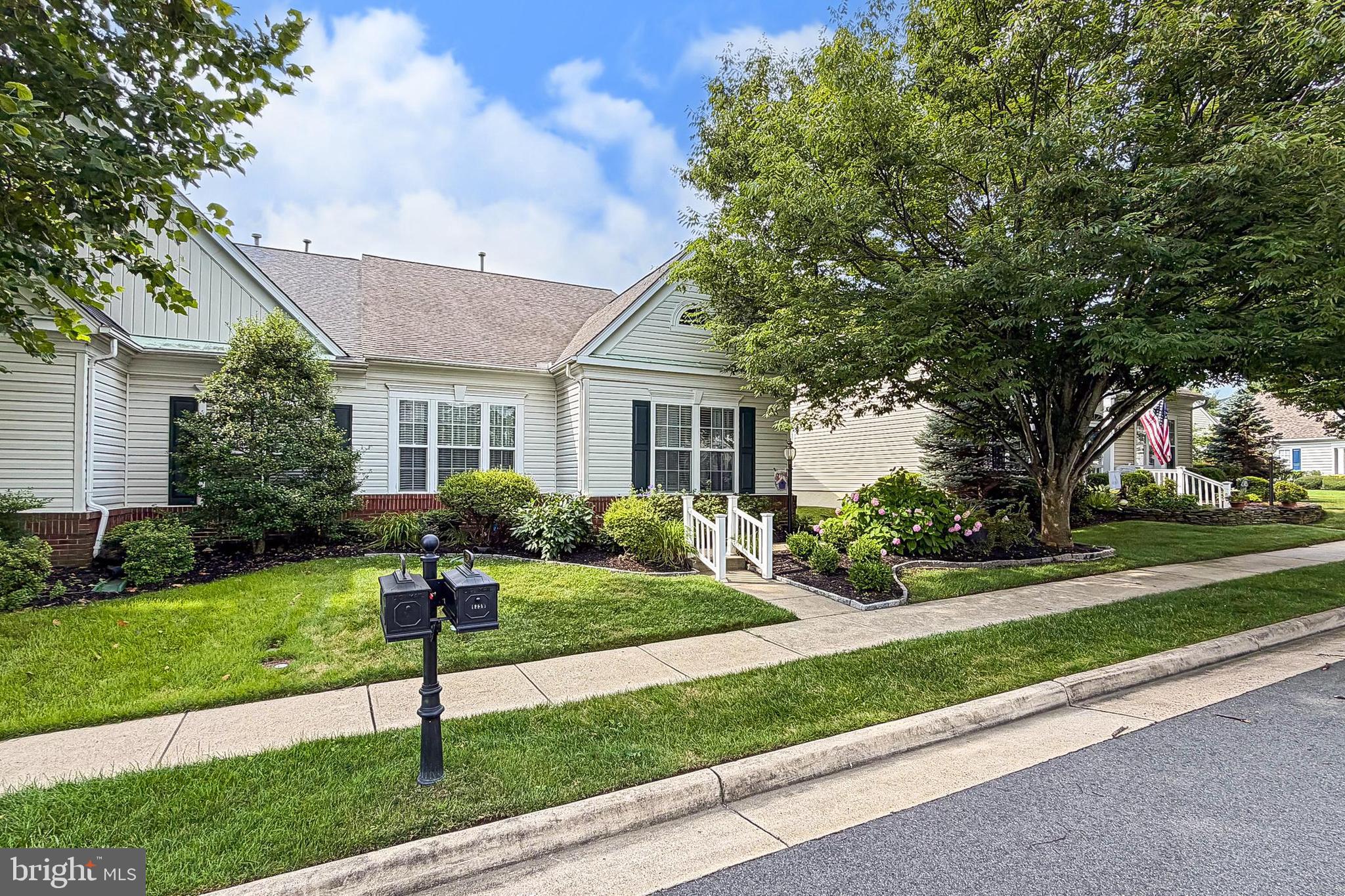 DUNBARTON - Residential