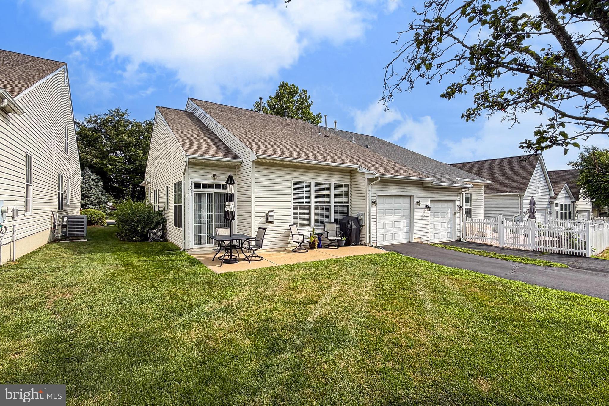 DUNBARTON - Residential