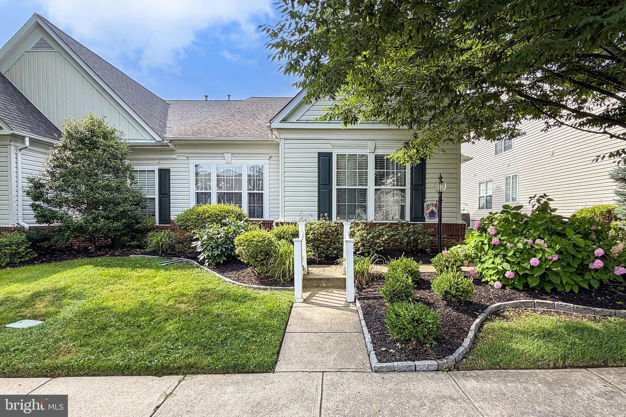 DUNBARTON - Residential