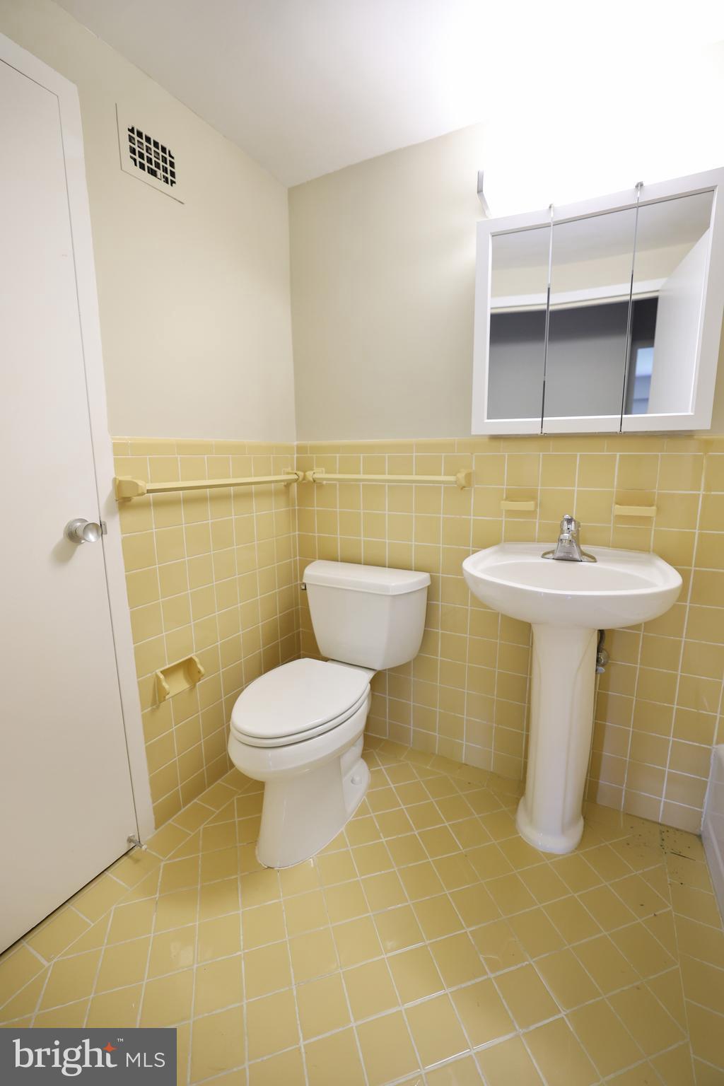 ELKINS PARK HOUSE - Residential
