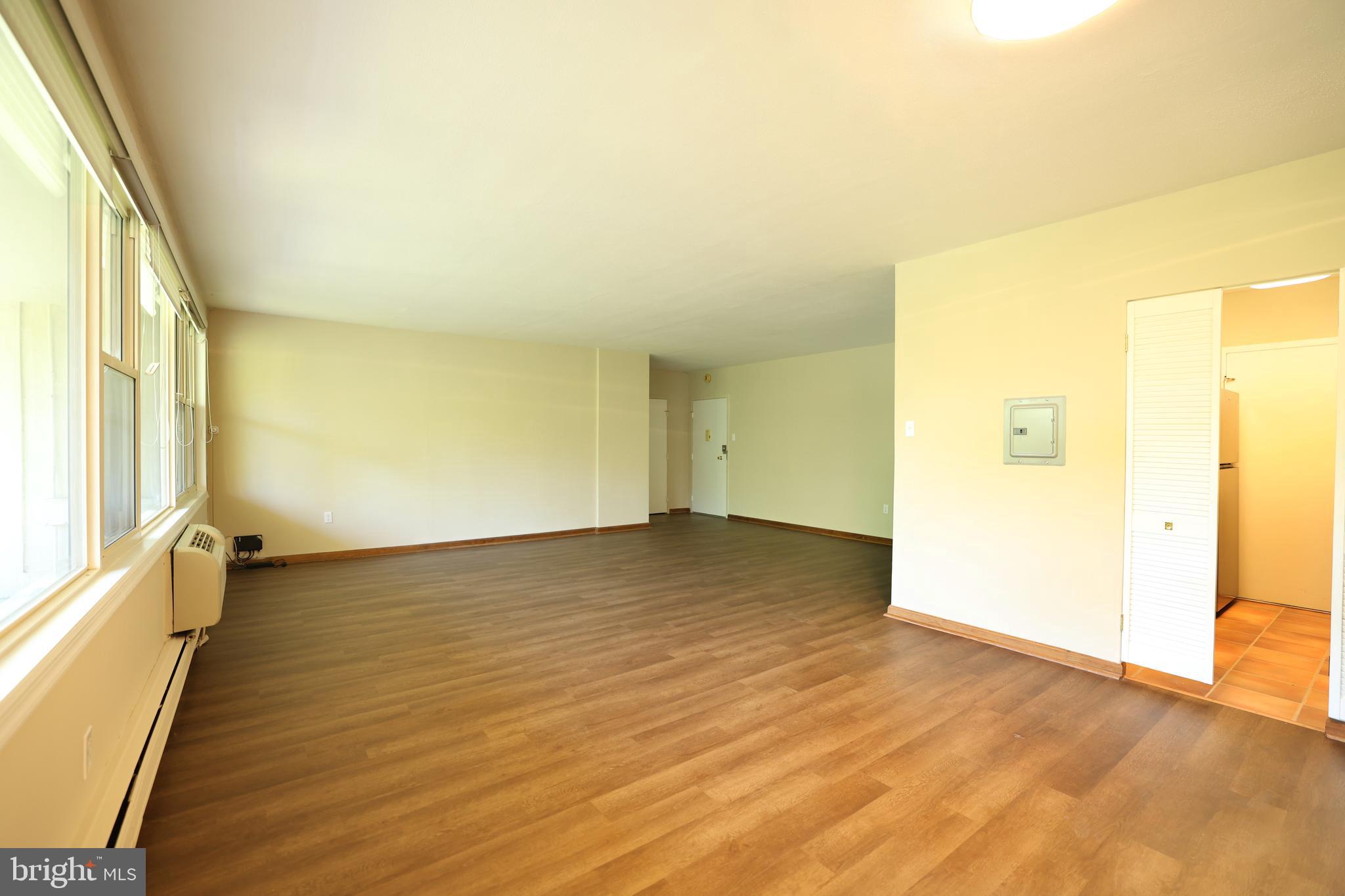 ELKINS PARK HOUSE - Residential