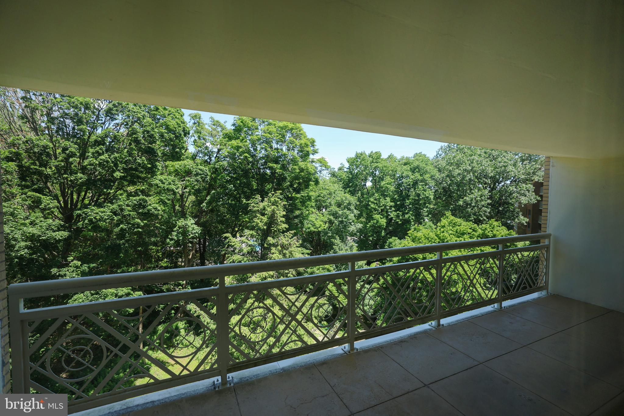ELKINS PARK HOUSE - Residential