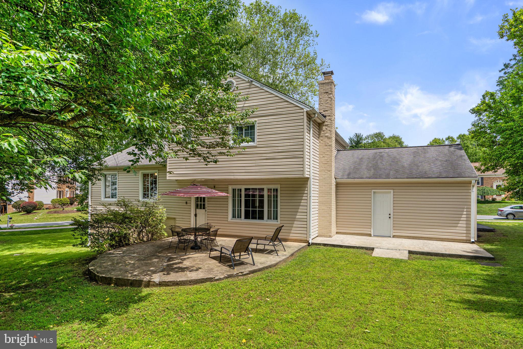 BROOKVILLE KNOLLS - Residential