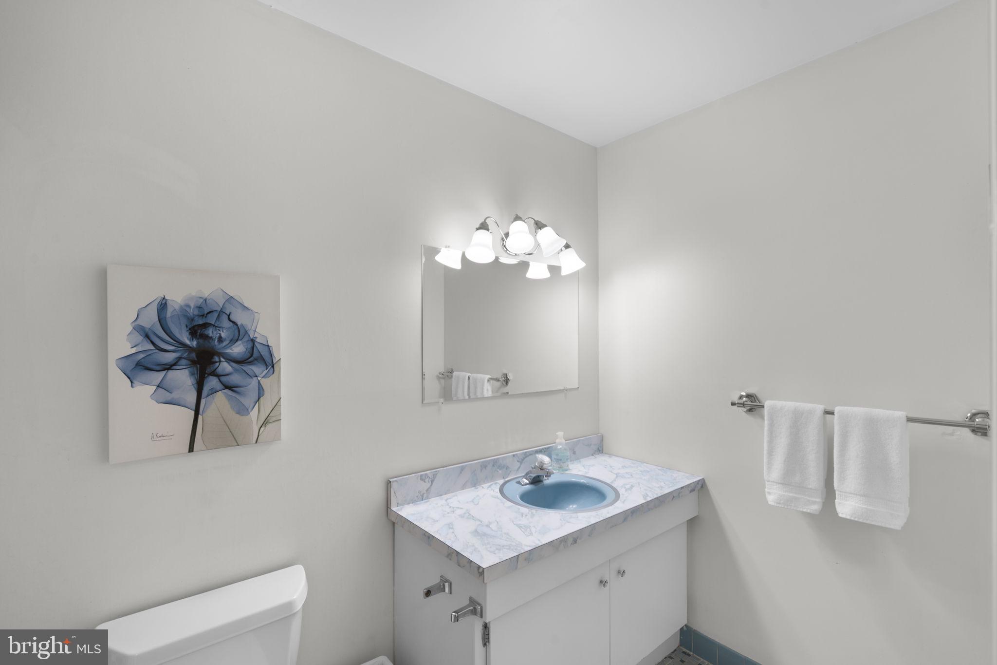 BROOKVILLE KNOLLS - Residential