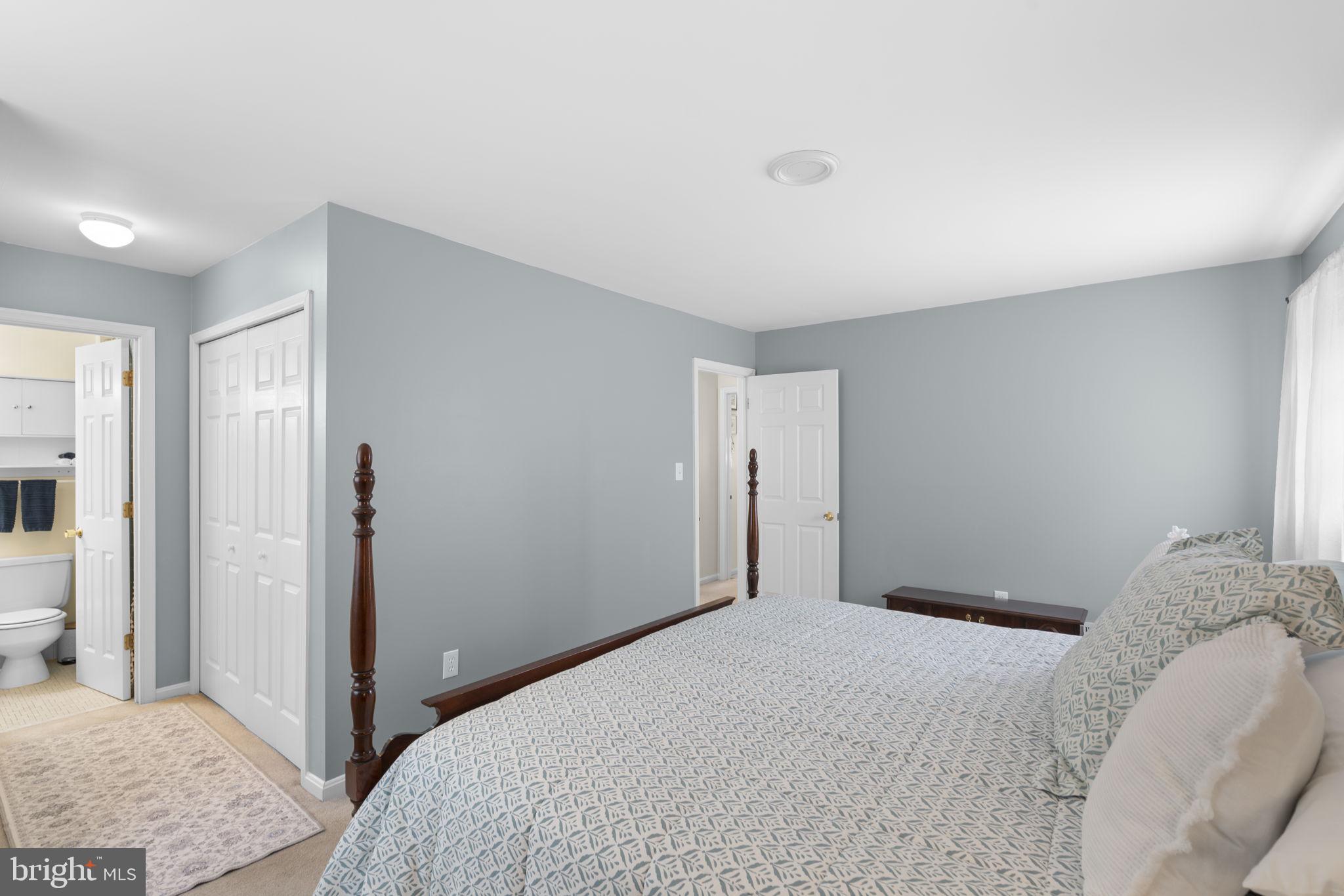 BROOKVILLE KNOLLS - Residential