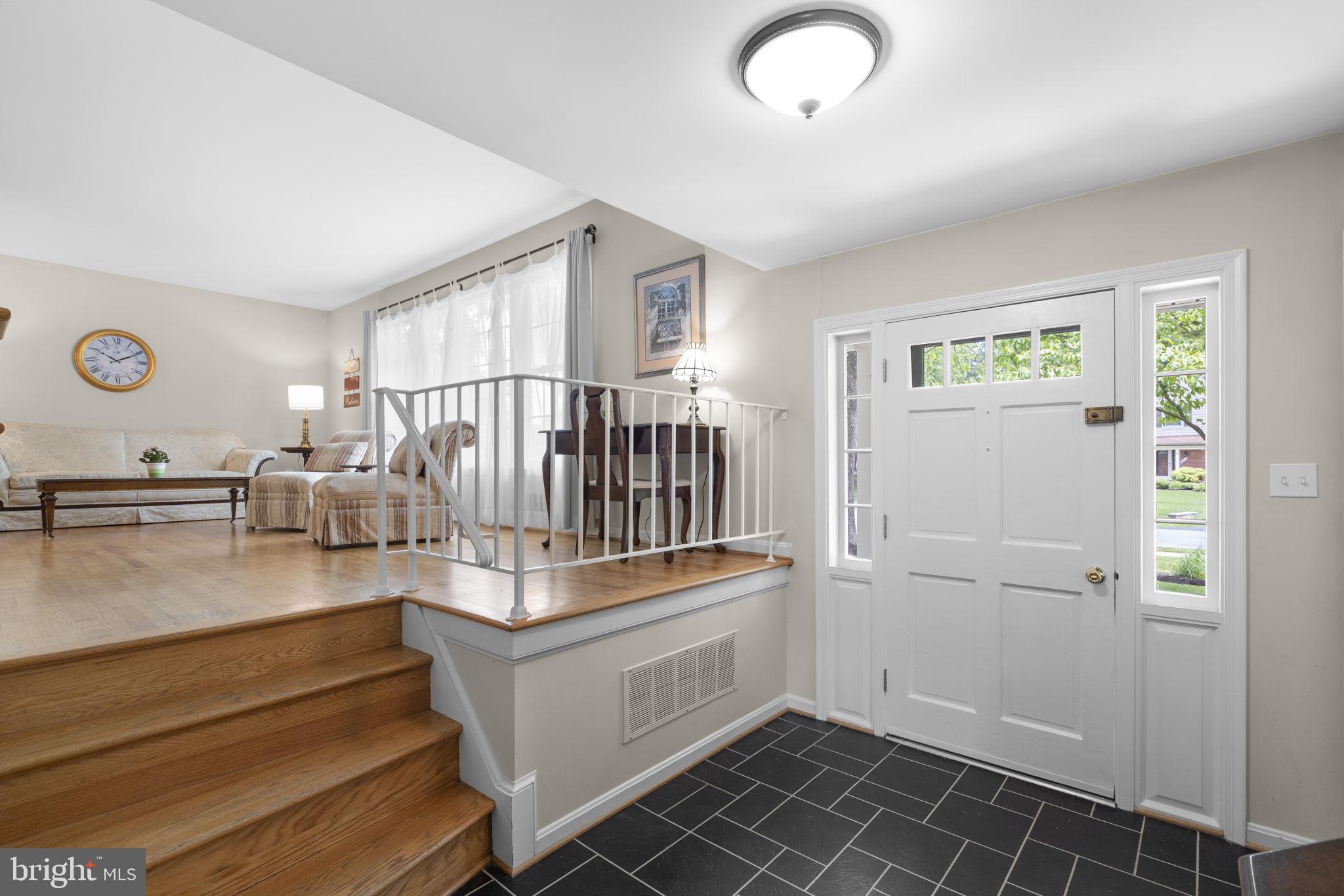 BROOKVILLE KNOLLS - Residential