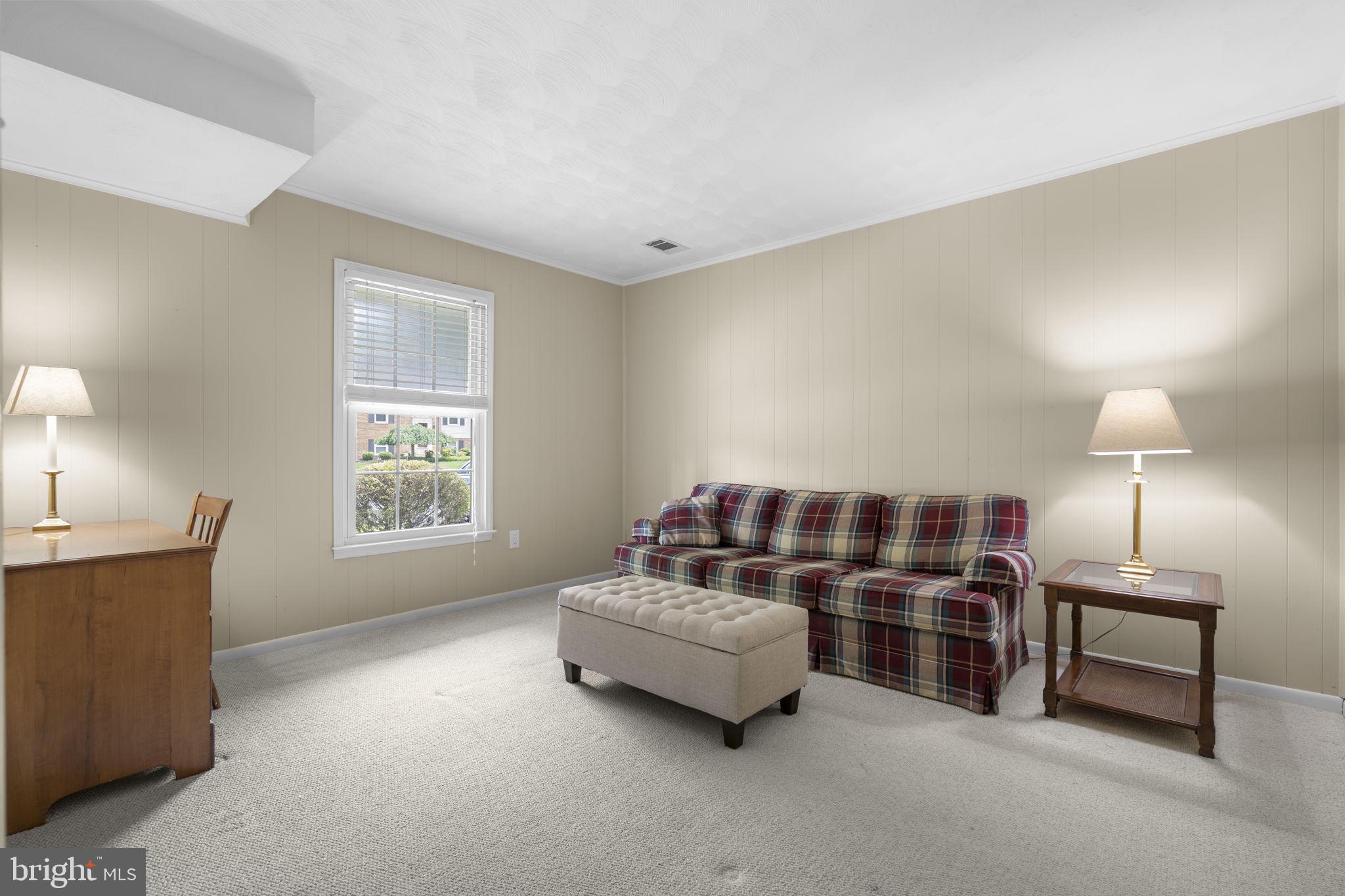 BROOKVILLE KNOLLS - Residential
