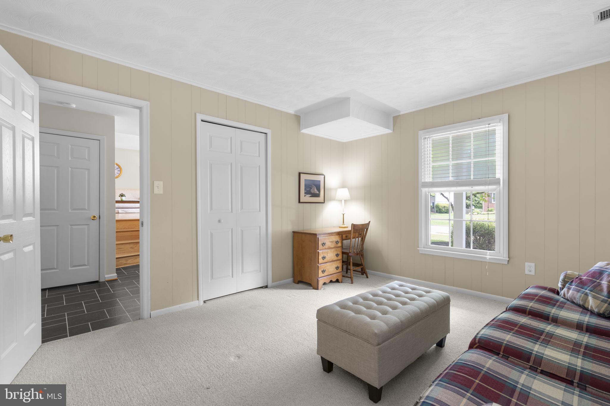BROOKVILLE KNOLLS - Residential